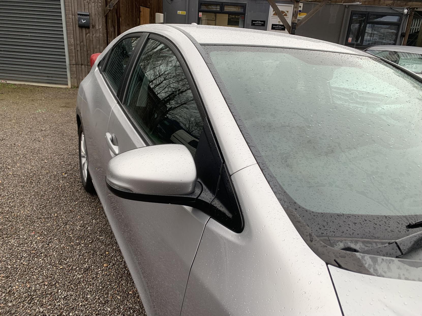 Honda Civic 1.4 i-VTEC SE Hatchback 5dr Petrol Manual Euro 5 (s/s) (100 ps)