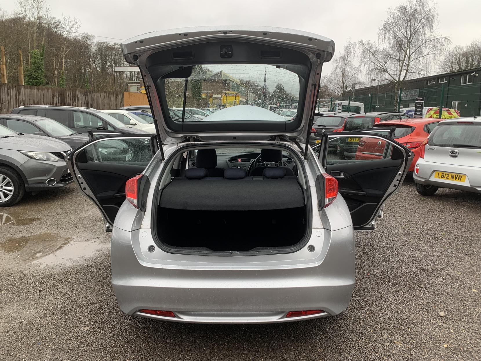 Honda Civic 1.4 i-VTEC SE Hatchback 5dr Petrol Manual Euro 5 (s/s) (100 ps)