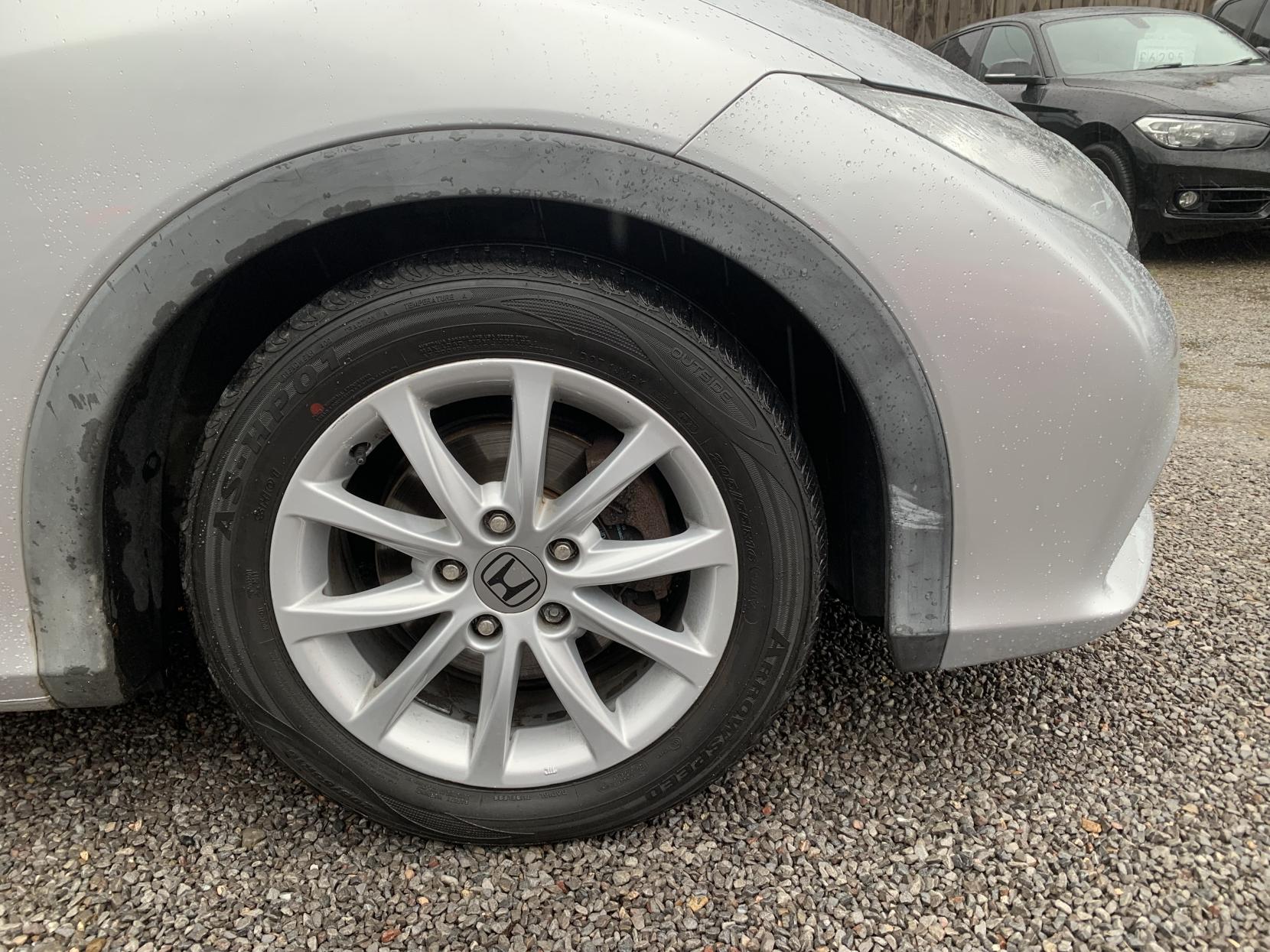 Honda Civic 1.4 i-VTEC SE Hatchback 5dr Petrol Manual Euro 5 (s/s) (100 ps)