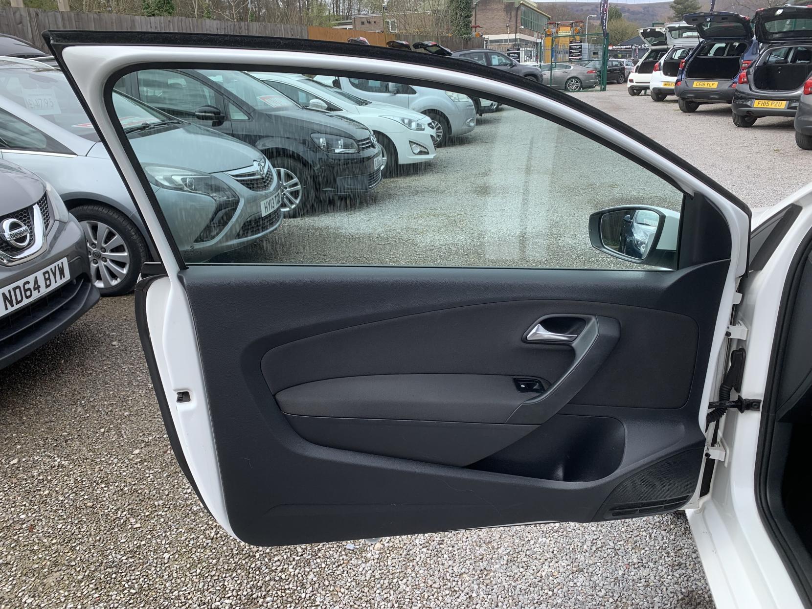 Volkswagen Polo 1.2 Match Hatchback 3dr Petrol Manual Euro 5 (60 ps)