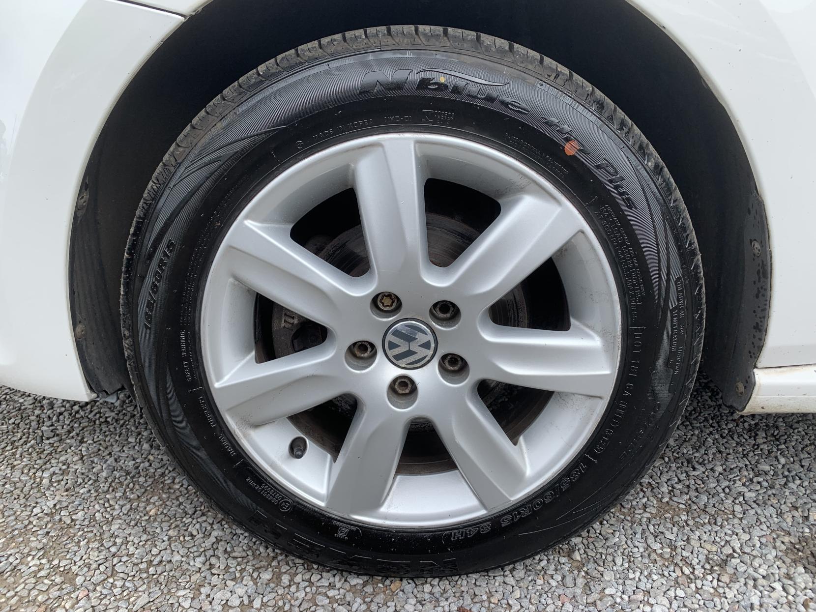 Volkswagen Polo 1.2 Match Hatchback 3dr Petrol Manual Euro 5 (60 ps)