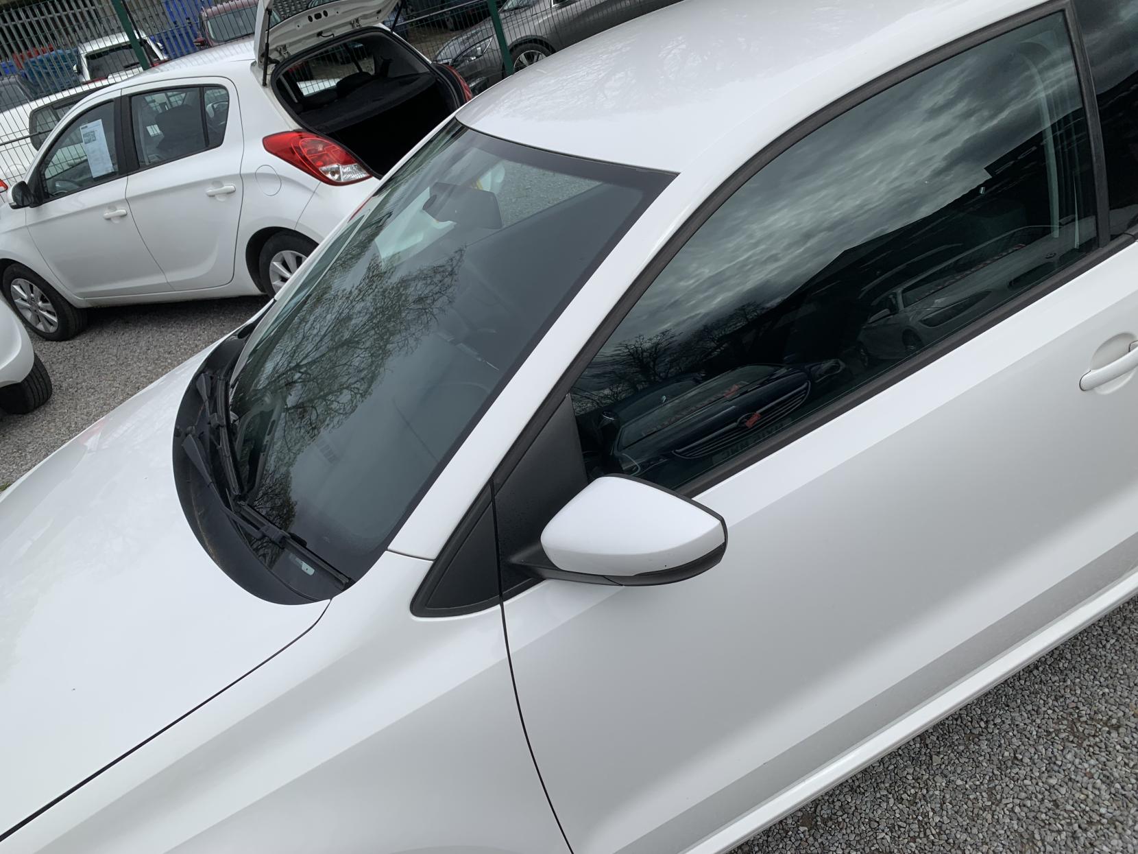 Volkswagen Polo 1.2 Match Hatchback 3dr Petrol Manual Euro 5 (60 ps)