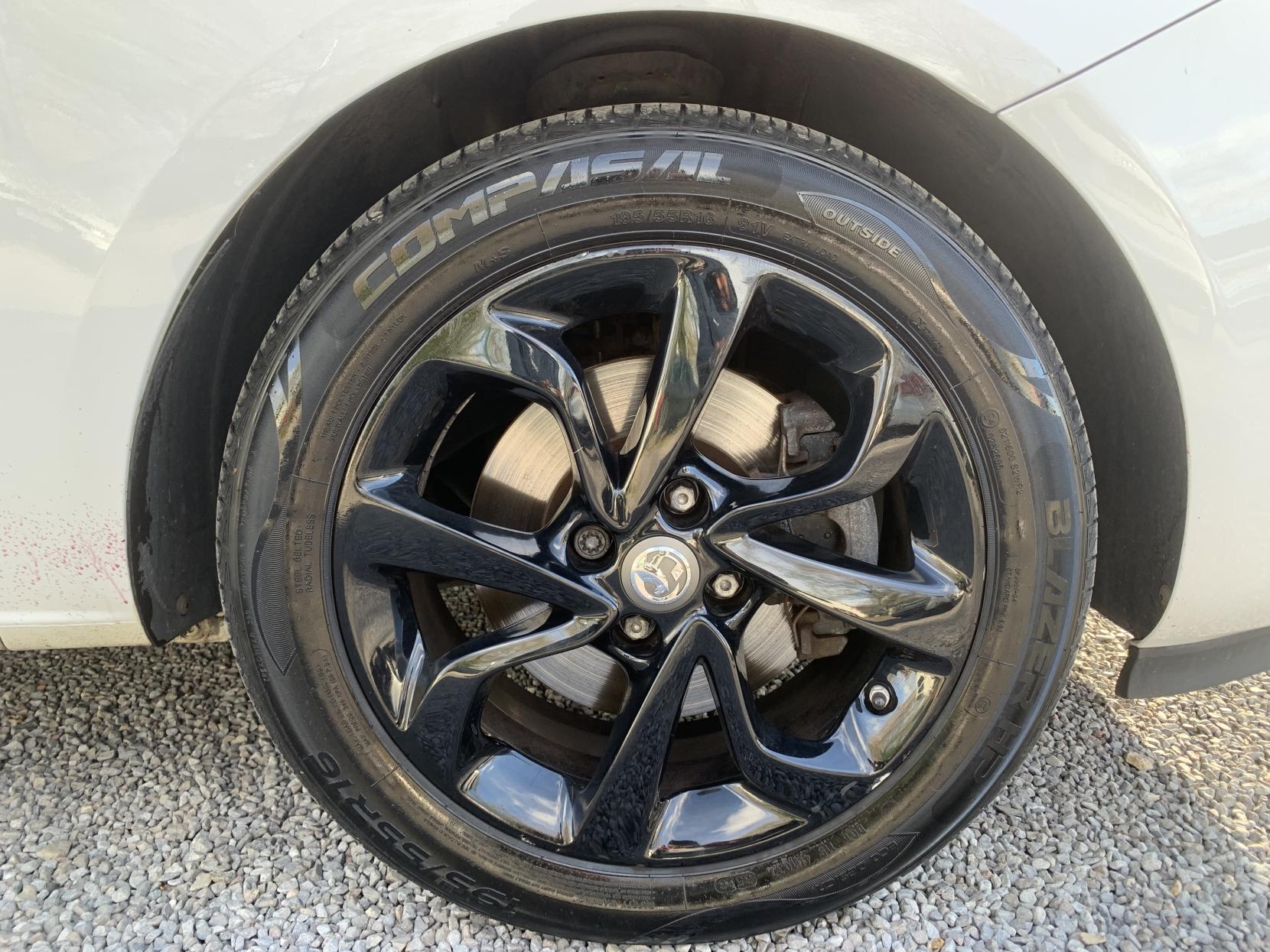 Vauxhall Corsa 1.4i Turbo ecoTEC Energy Hatchback 5dr Petrol Manual Euro 6 (s/s) (100 ps)