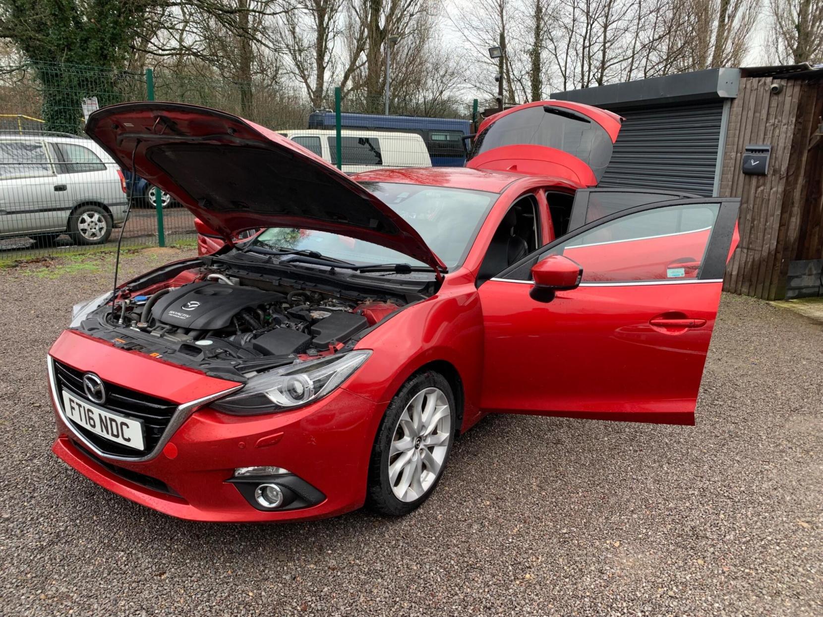 Mazda Mazda3 2.0 SKYACTIV-G Sport Nav Euro 5 (s/s) 5dr