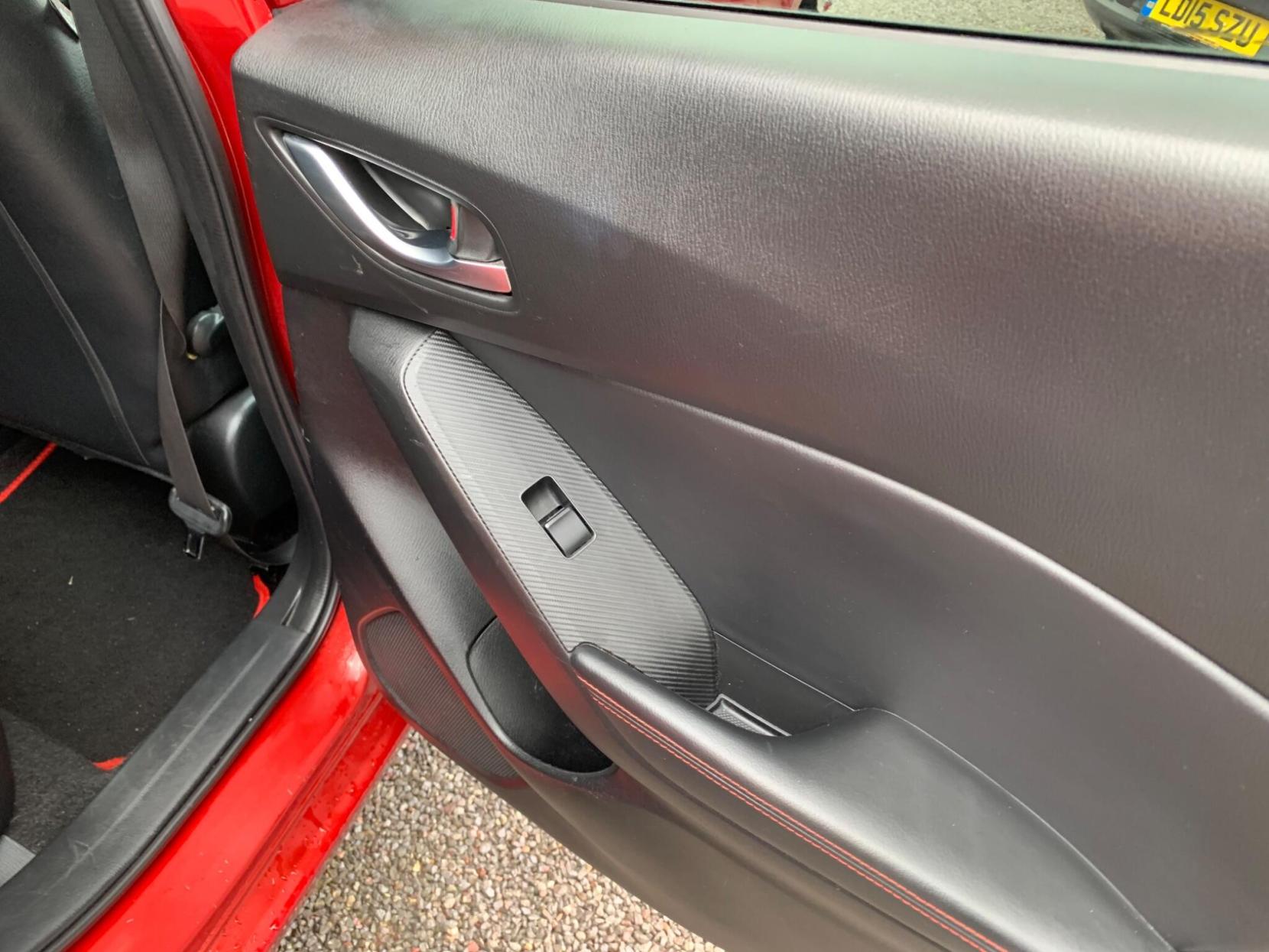 Mazda Mazda3 2.0 SKYACTIV-G Sport Nav Euro 5 (s/s) 5dr