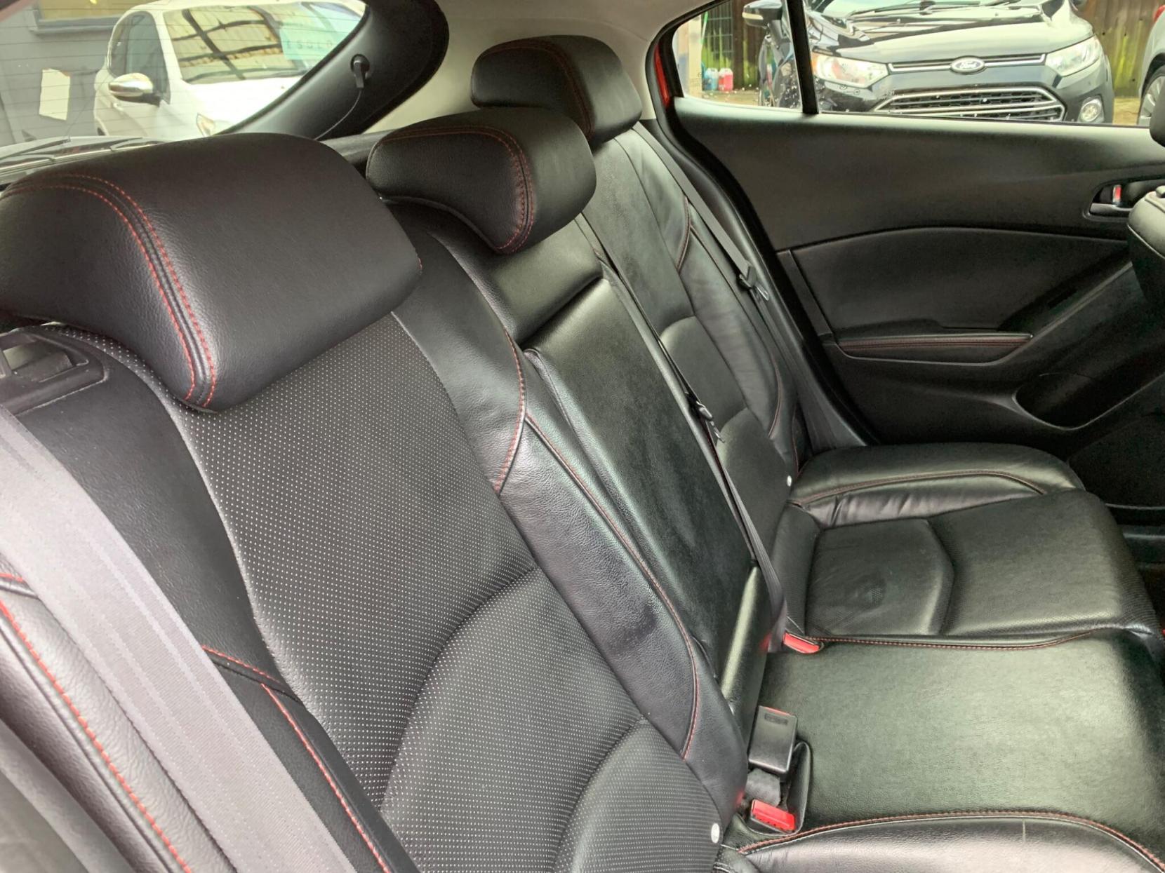 Mazda Mazda3 2.0 SKYACTIV-G Sport Nav Euro 5 (s/s) 5dr