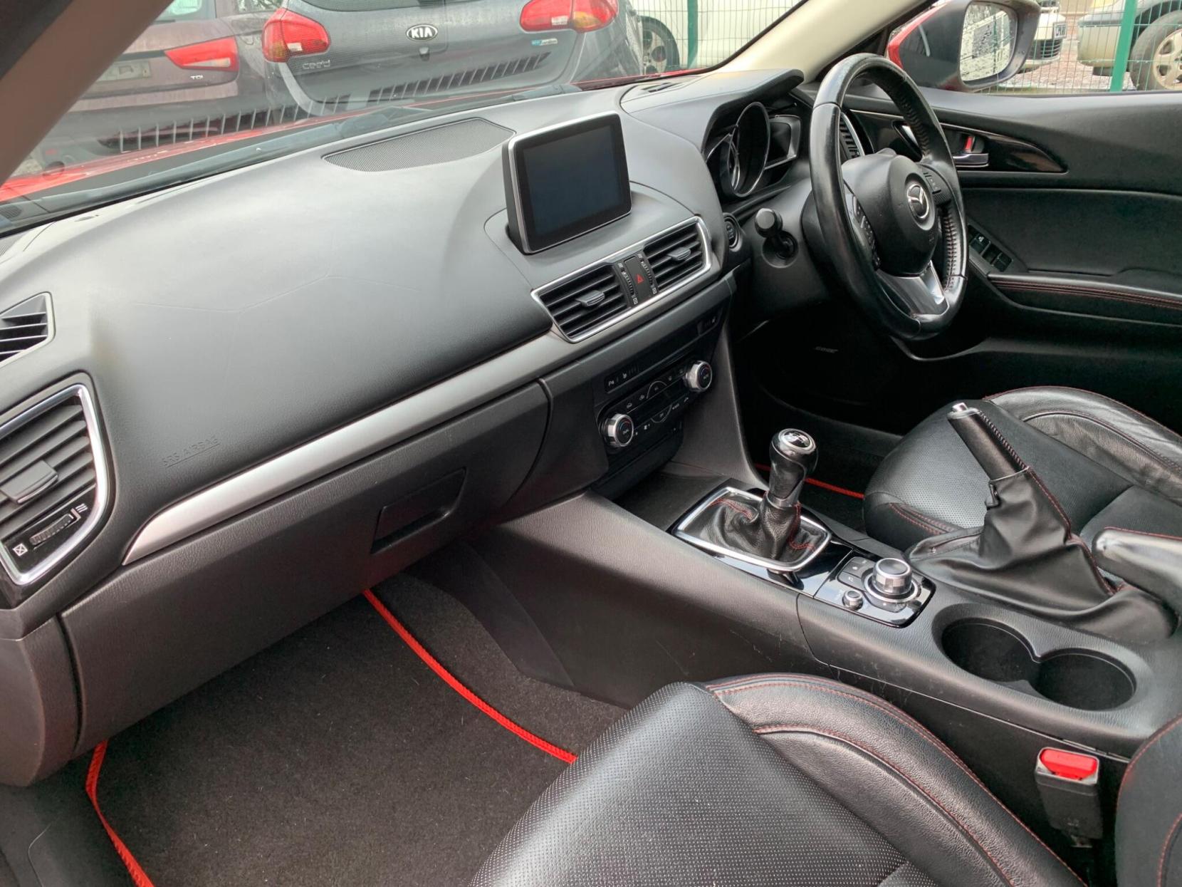 Mazda Mazda3 2.0 SKYACTIV-G Sport Nav Euro 5 (s/s) 5dr