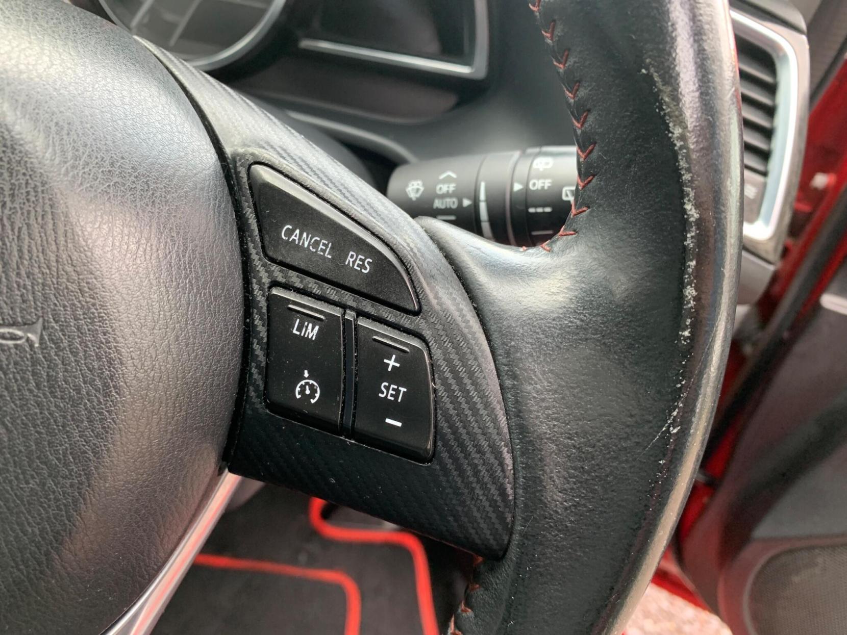 Mazda Mazda3 2.0 SKYACTIV-G Sport Nav Euro 5 (s/s) 5dr