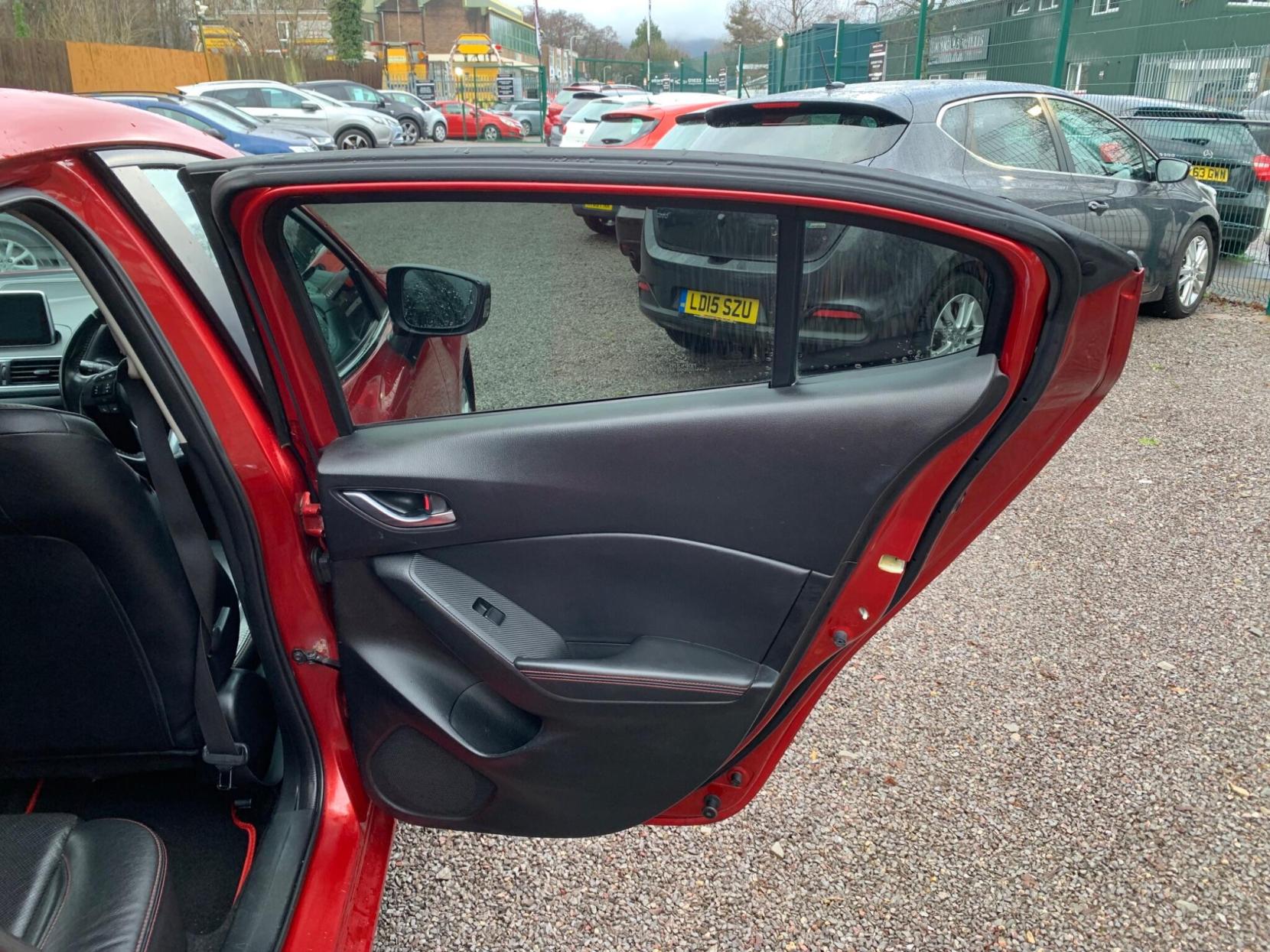 Mazda Mazda3 2.0 SKYACTIV-G Sport Nav Euro 5 (s/s) 5dr