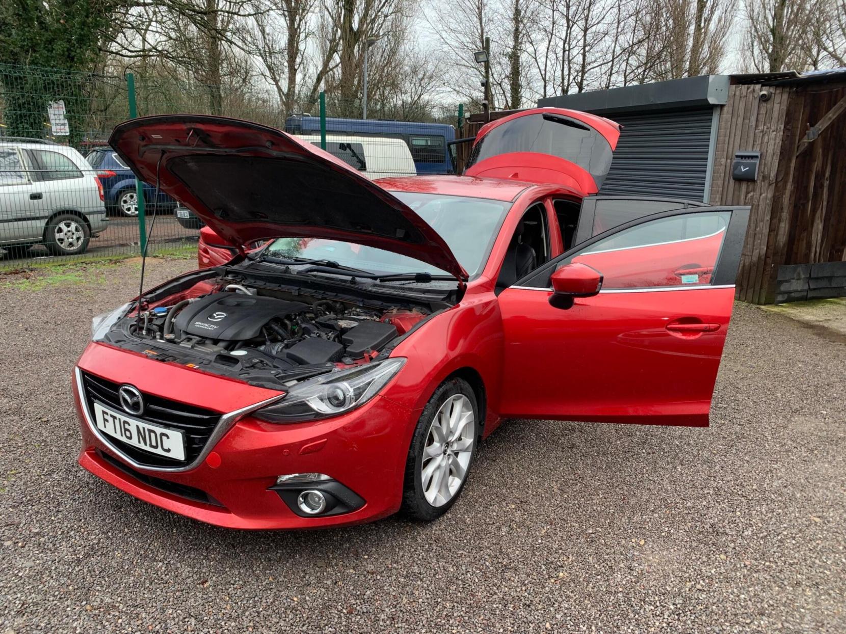 Mazda Mazda3 2.0 SKYACTIV-G Sport Nav Euro 5 (s/s) 5dr