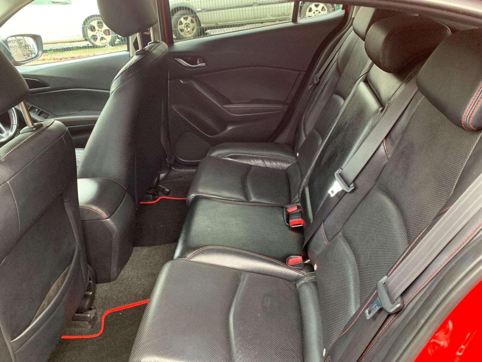 Mazda Mazda3 2.0 SKYACTIV-G Sport Nav Euro 5 (s/s) 5dr