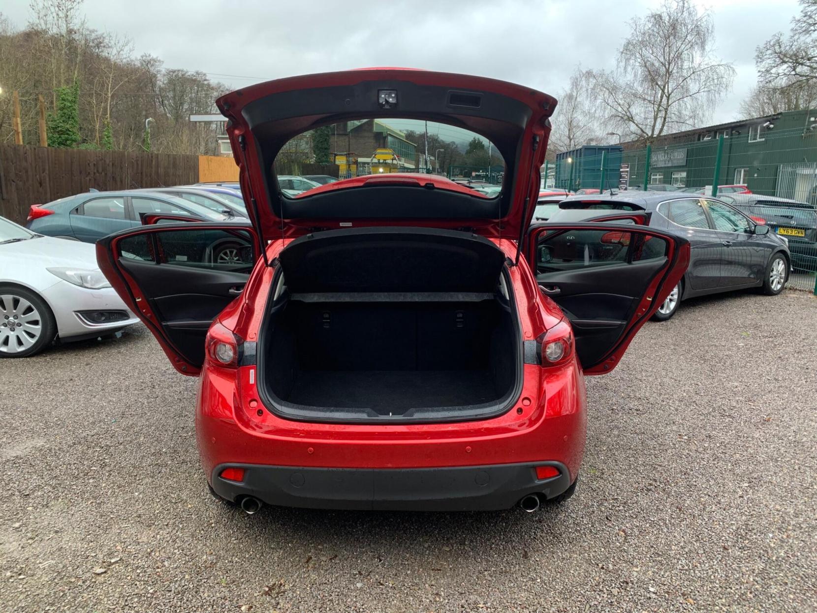 Mazda Mazda3 2.0 SKYACTIV-G Sport Nav Euro 5 (s/s) 5dr