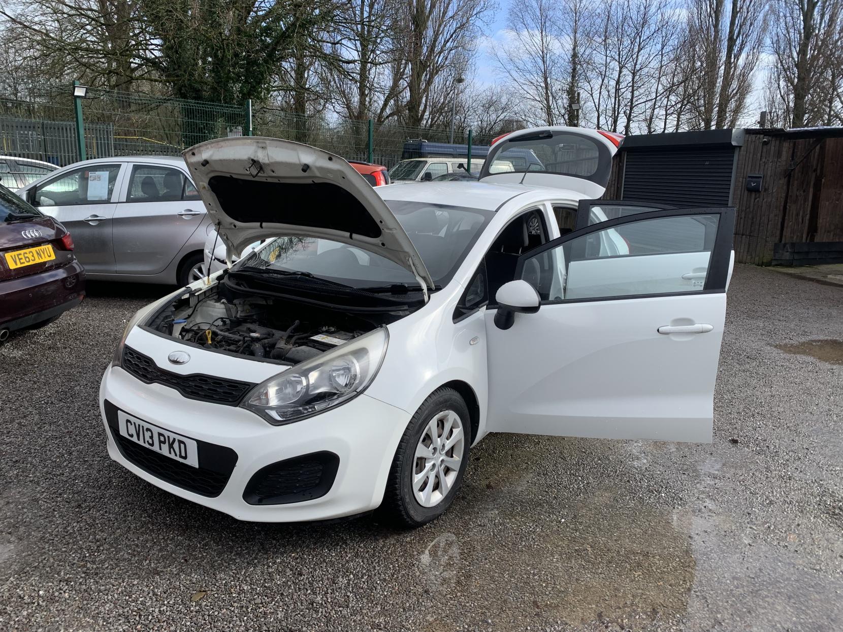 Kia Rio 1.25 1 Air Hatchback 5dr Petrol Manual Euro 5 (84 bhp)