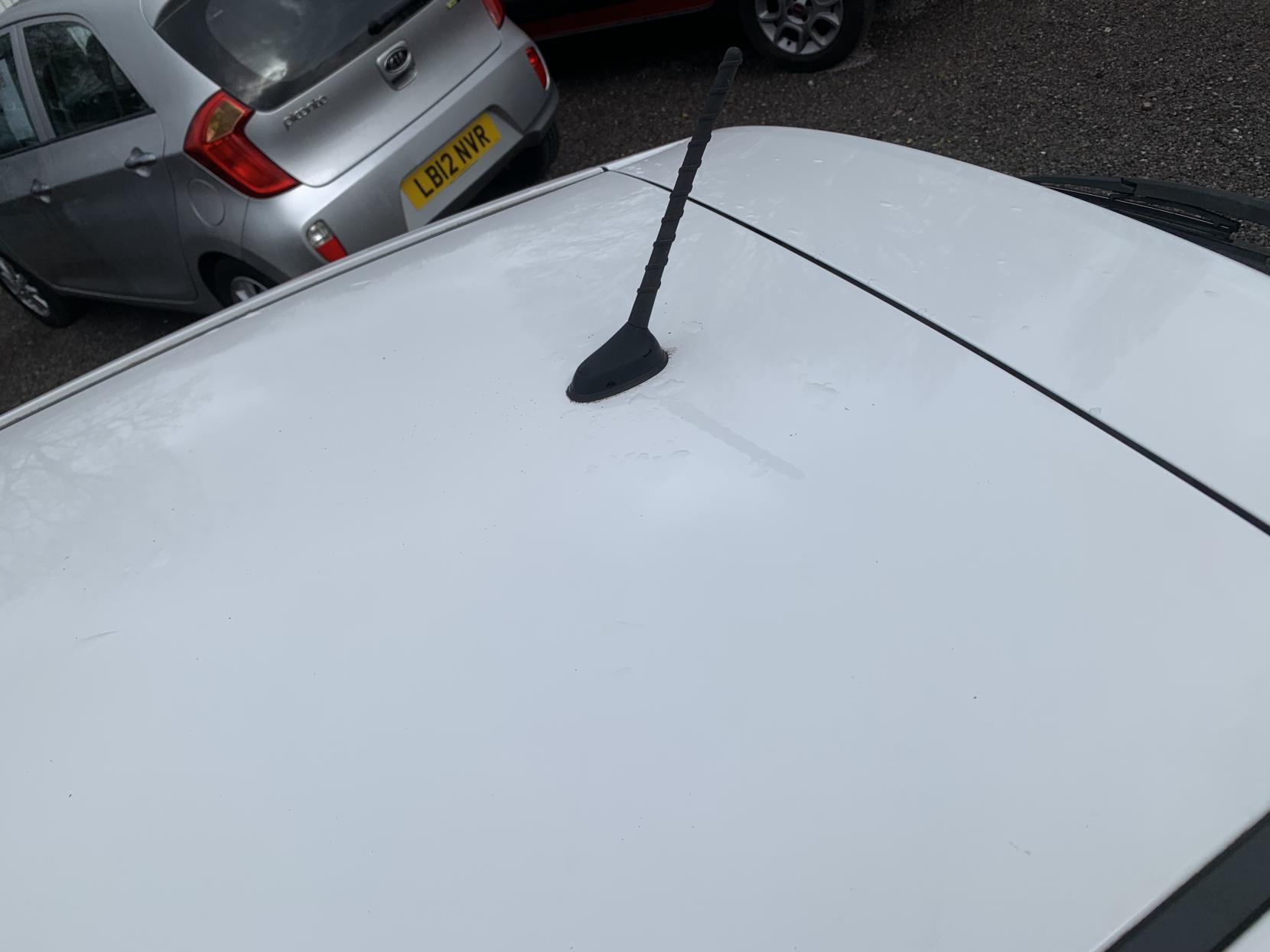 Kia Rio 1.25 1 Air Hatchback 5dr Petrol Manual Euro 5 (84 bhp)