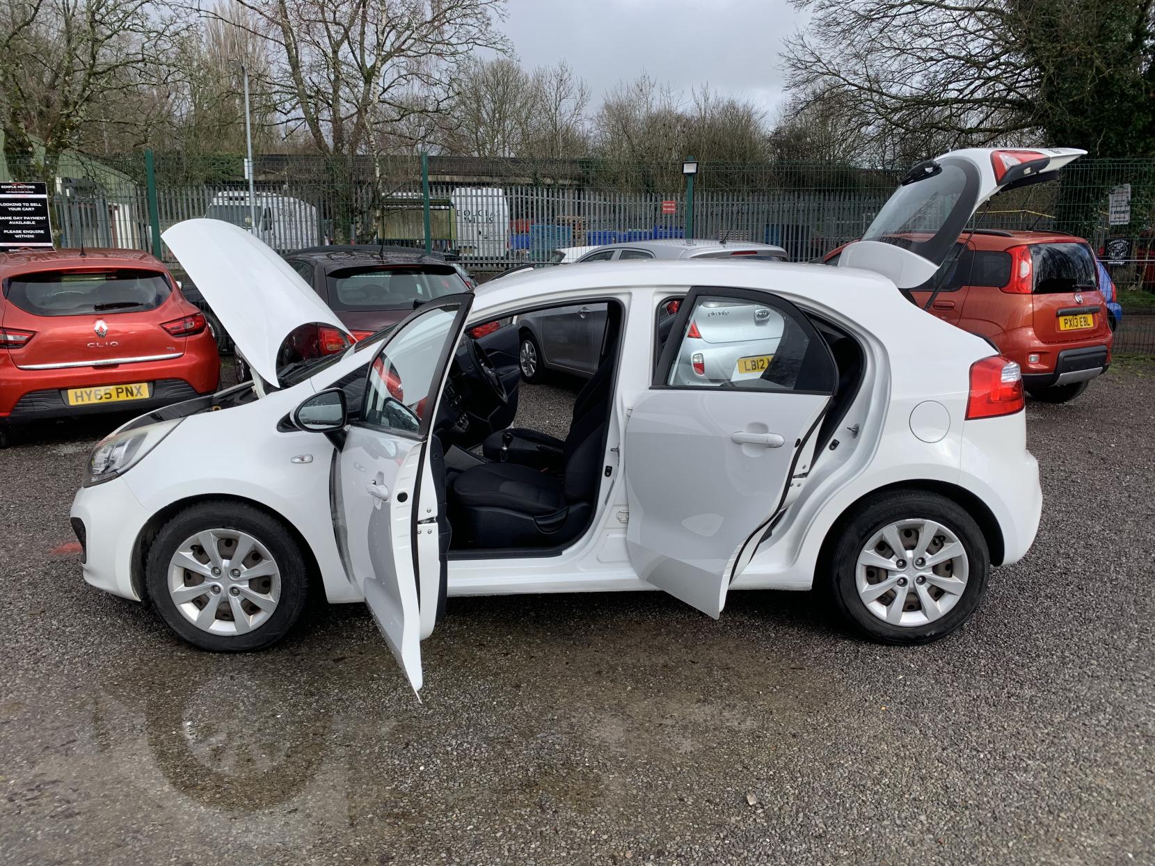 Kia Rio 1.25 1 Air Hatchback 5dr Petrol Manual Euro 5 (84 bhp)