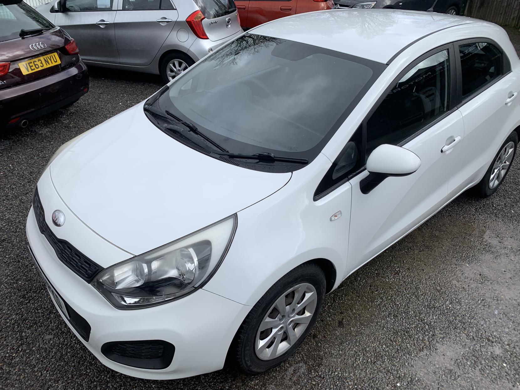 Kia Rio 1.25 1 Air Hatchback 5dr Petrol Manual Euro 5 (84 bhp)