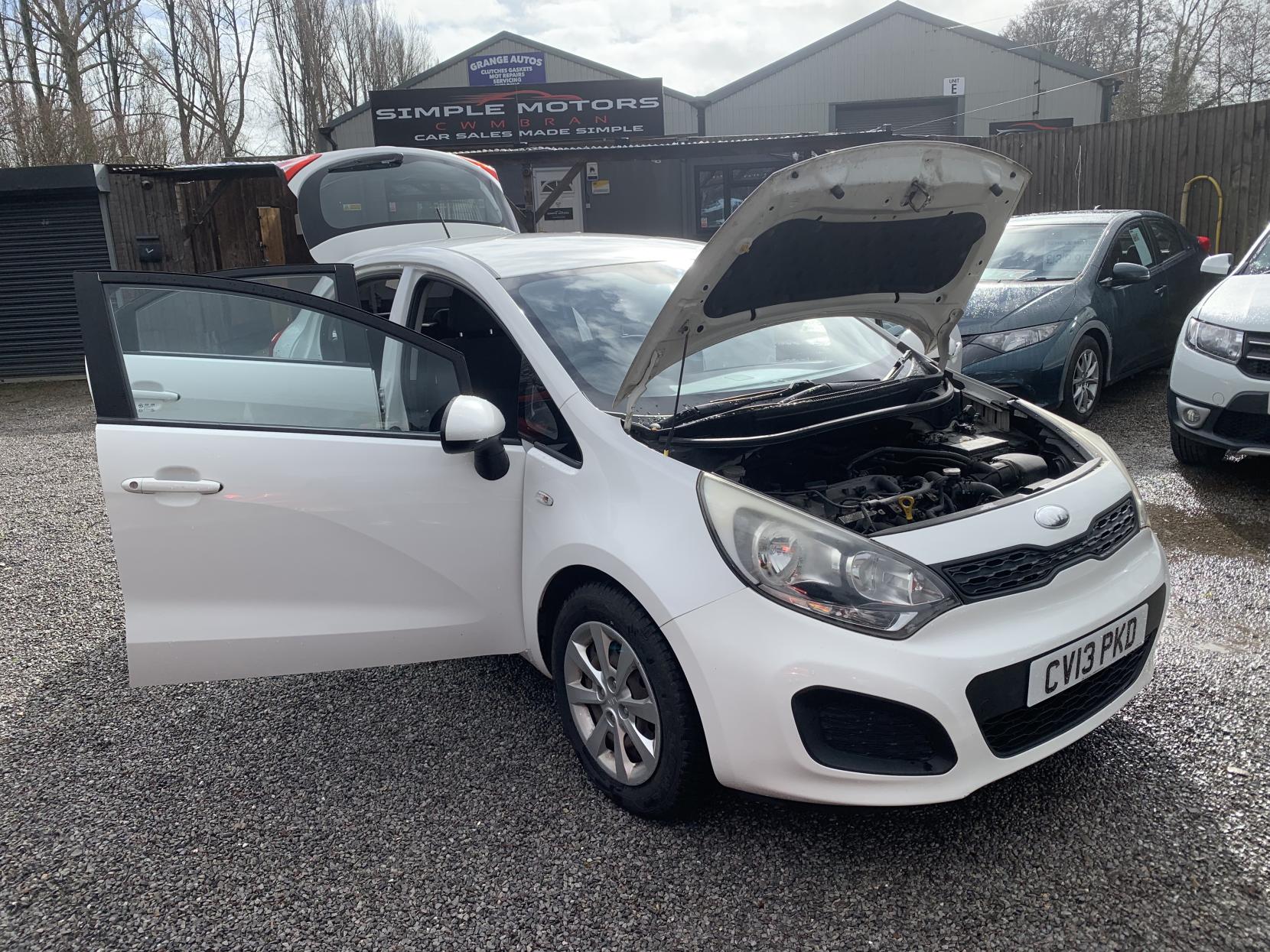 Kia Rio 1.25 1 Air Hatchback 5dr Petrol Manual Euro 5 (84 bhp)