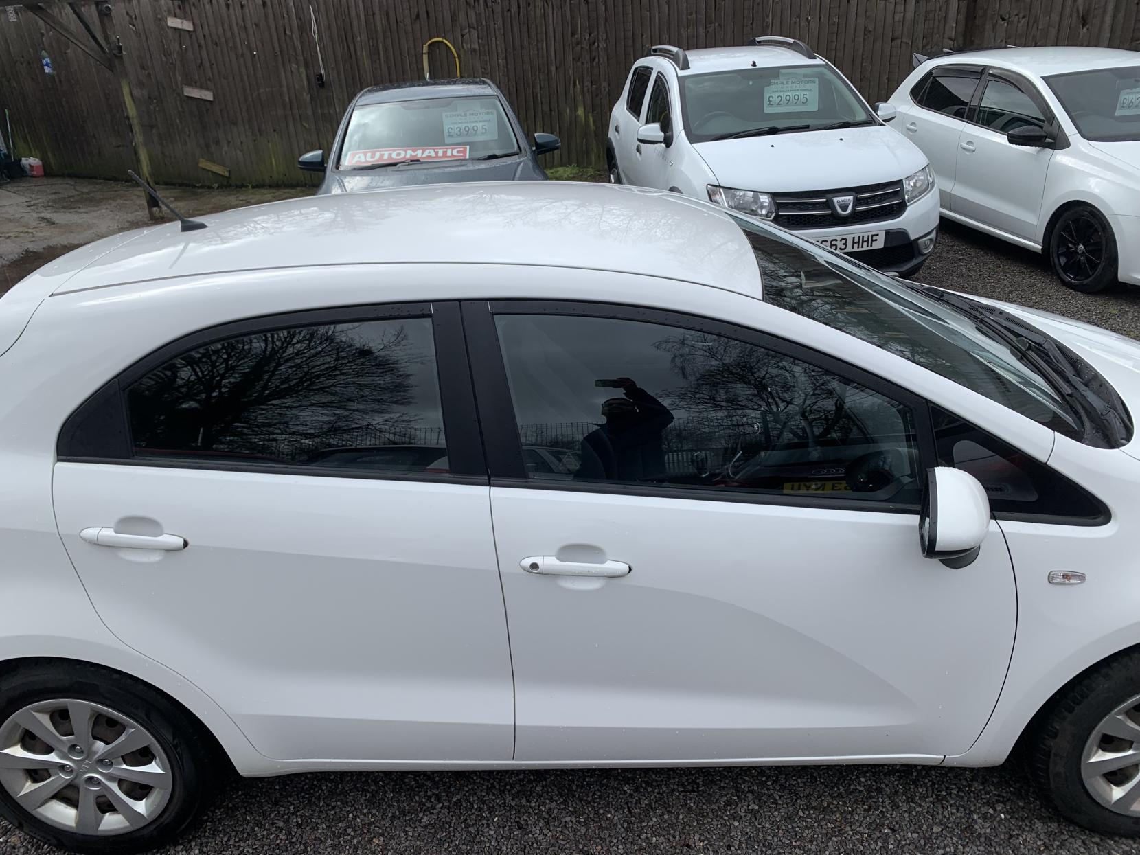 Kia Rio 1.25 1 Air Hatchback 5dr Petrol Manual Euro 5 (84 bhp)