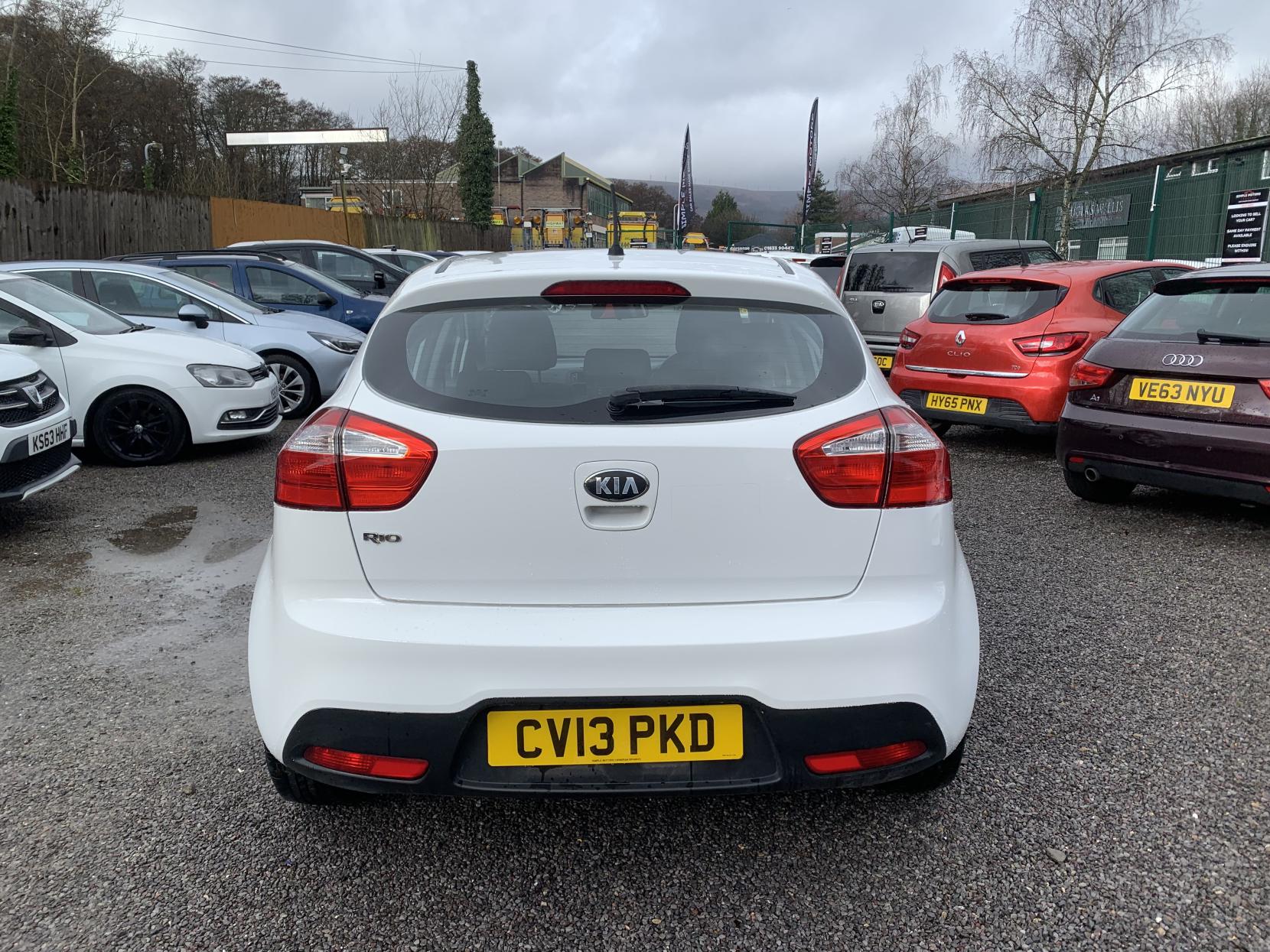 Kia Rio 1.25 1 Air Hatchback 5dr Petrol Manual Euro 5 (84 bhp)