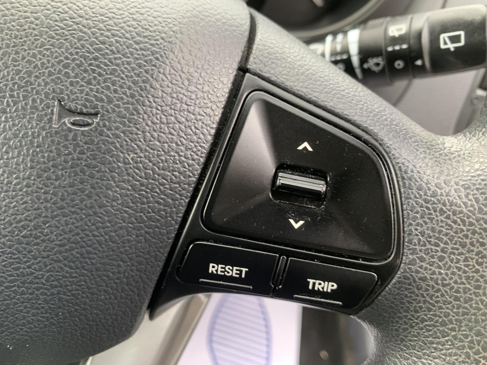 Kia Rio 1.25 1 Air Hatchback 5dr Petrol Manual Euro 5 (84 bhp)