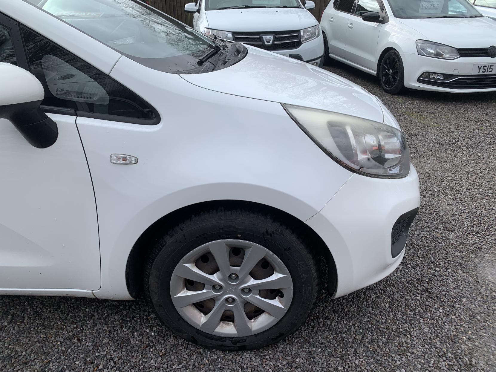 Kia Rio 1.25 1 Air Hatchback 5dr Petrol Manual Euro 5 (84 bhp)