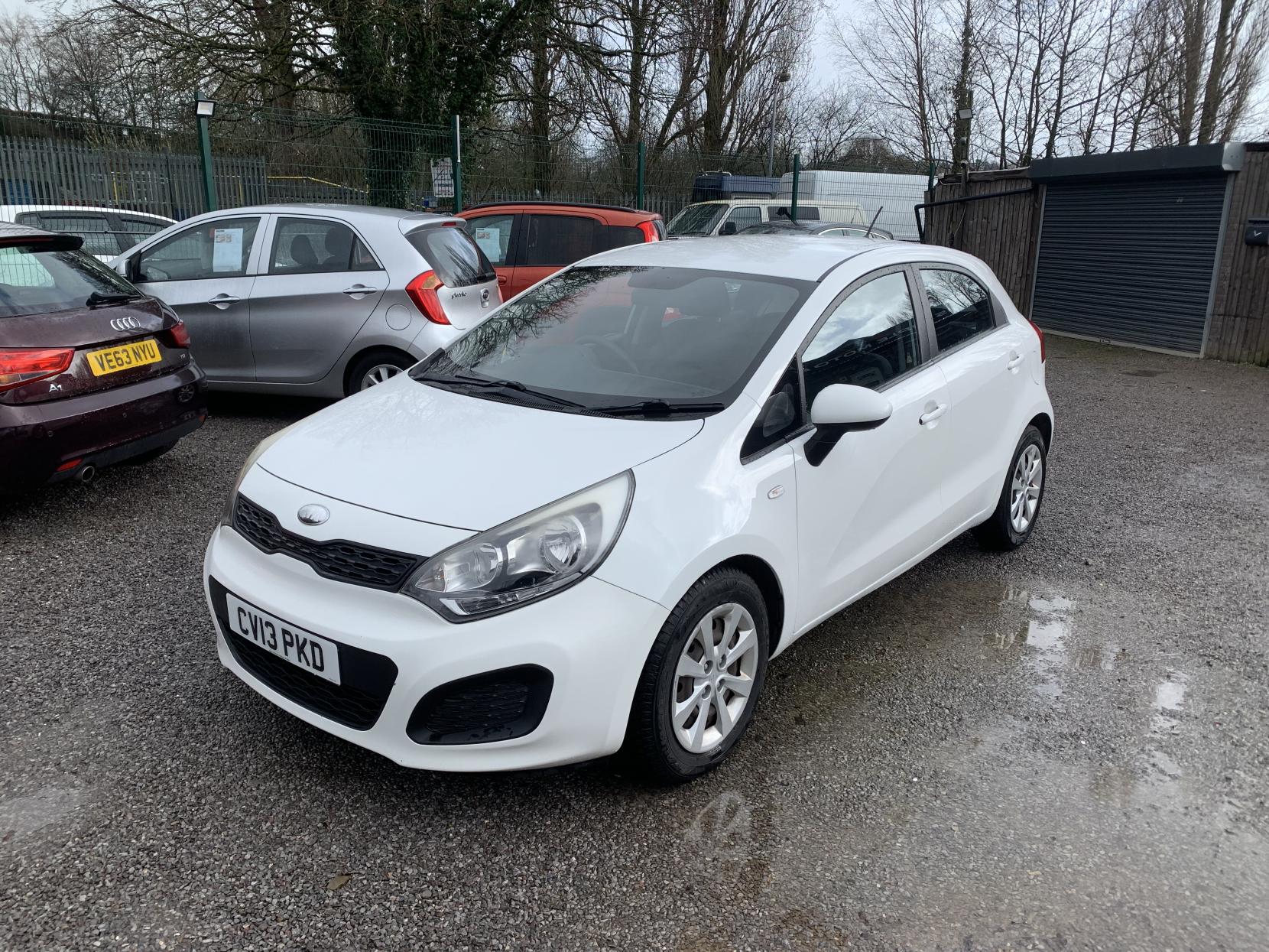 Kia Rio 1.25 1 Air Hatchback 5dr Petrol Manual Euro 5 (84 bhp)