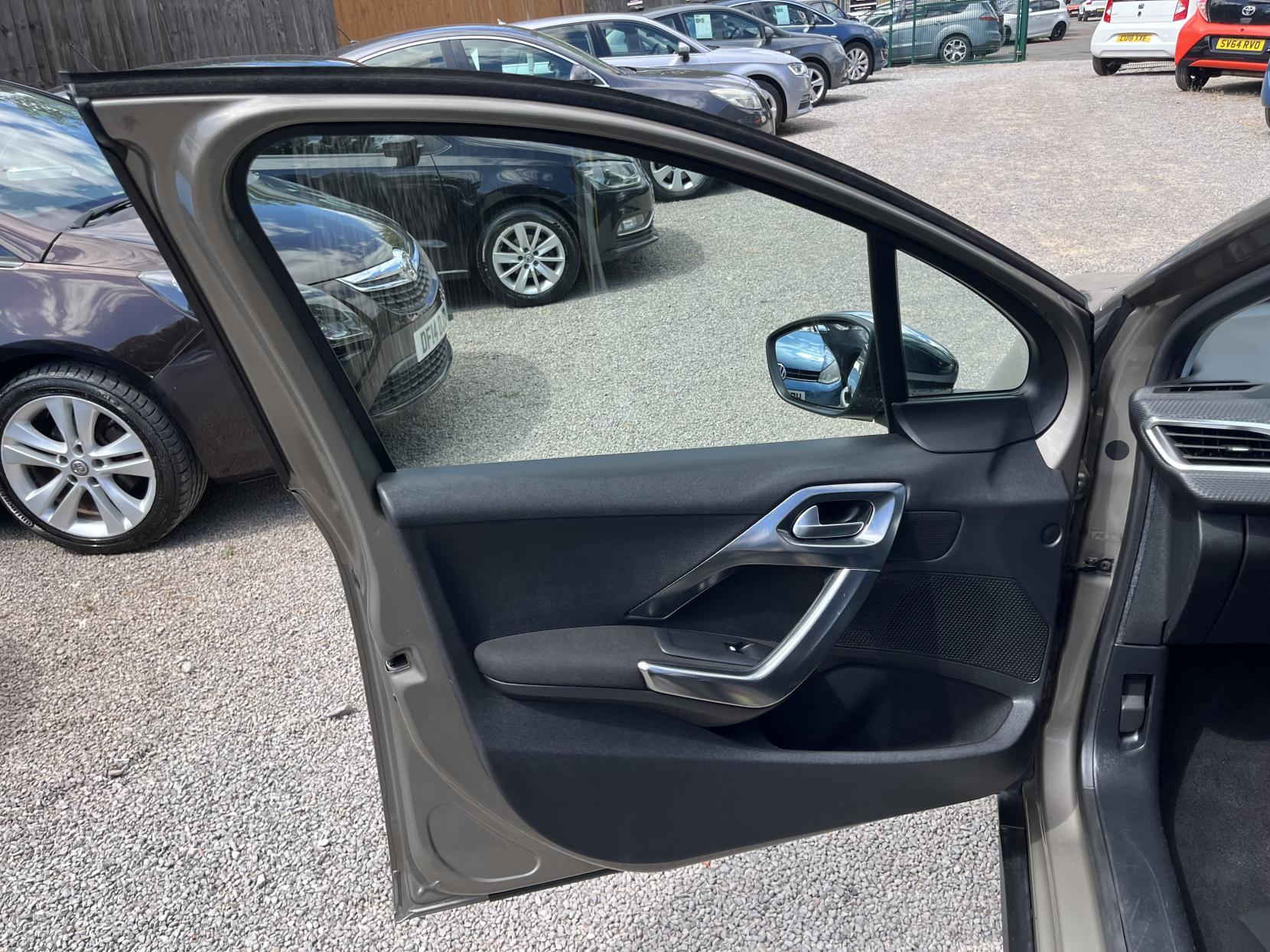 2016 00 PEUGEOT 2008