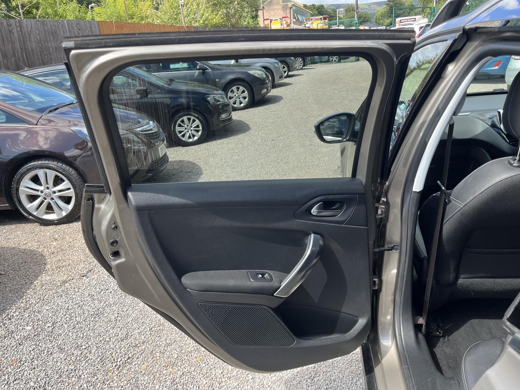 2016 00 PEUGEOT 2008