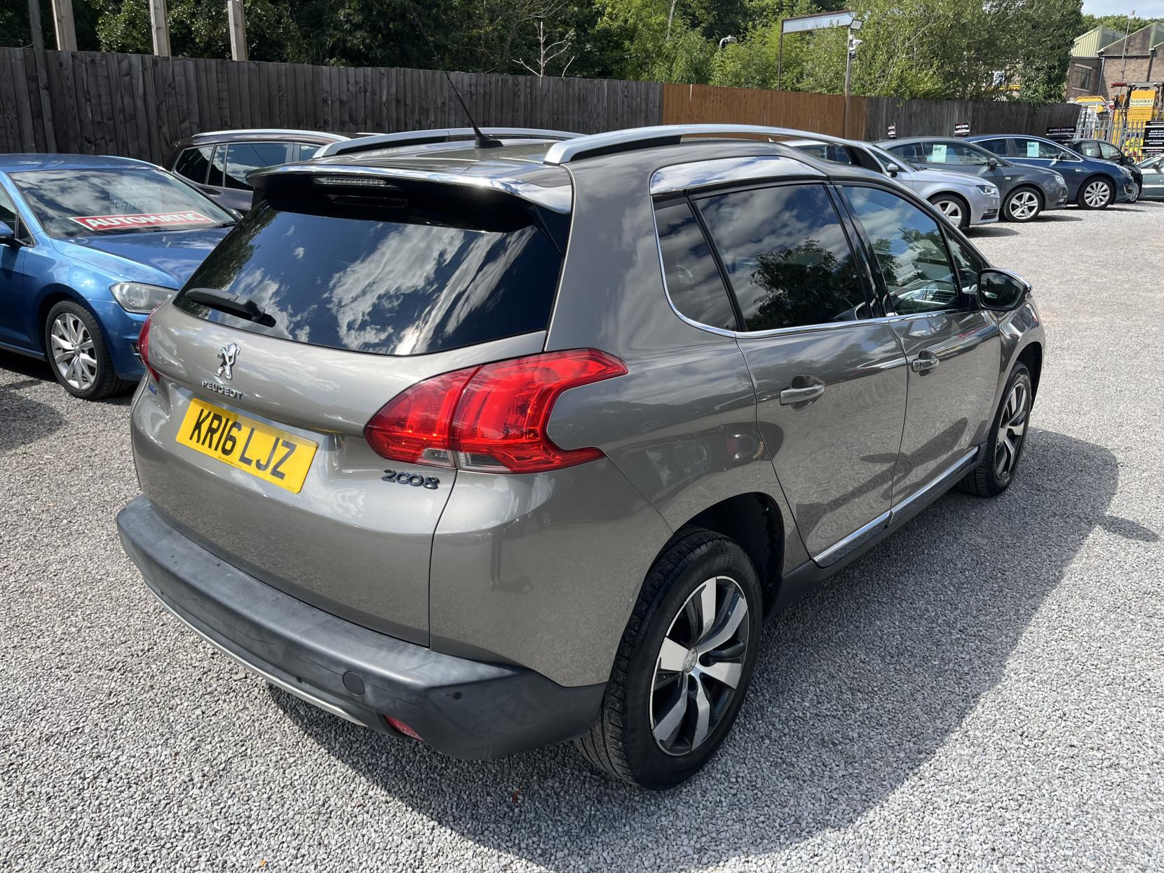 2016 00 PEUGEOT 2008