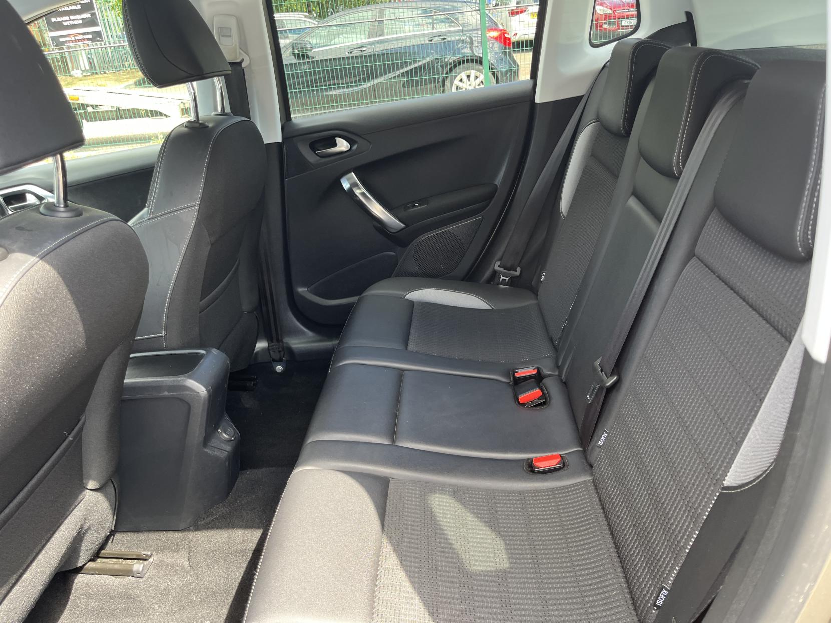 2016 00 PEUGEOT 2008