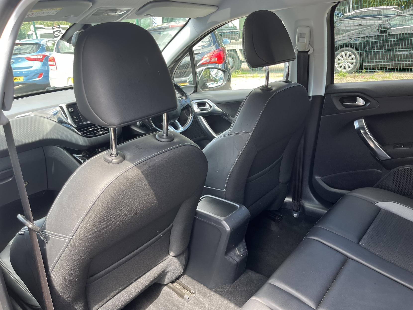 2016 00 PEUGEOT 2008