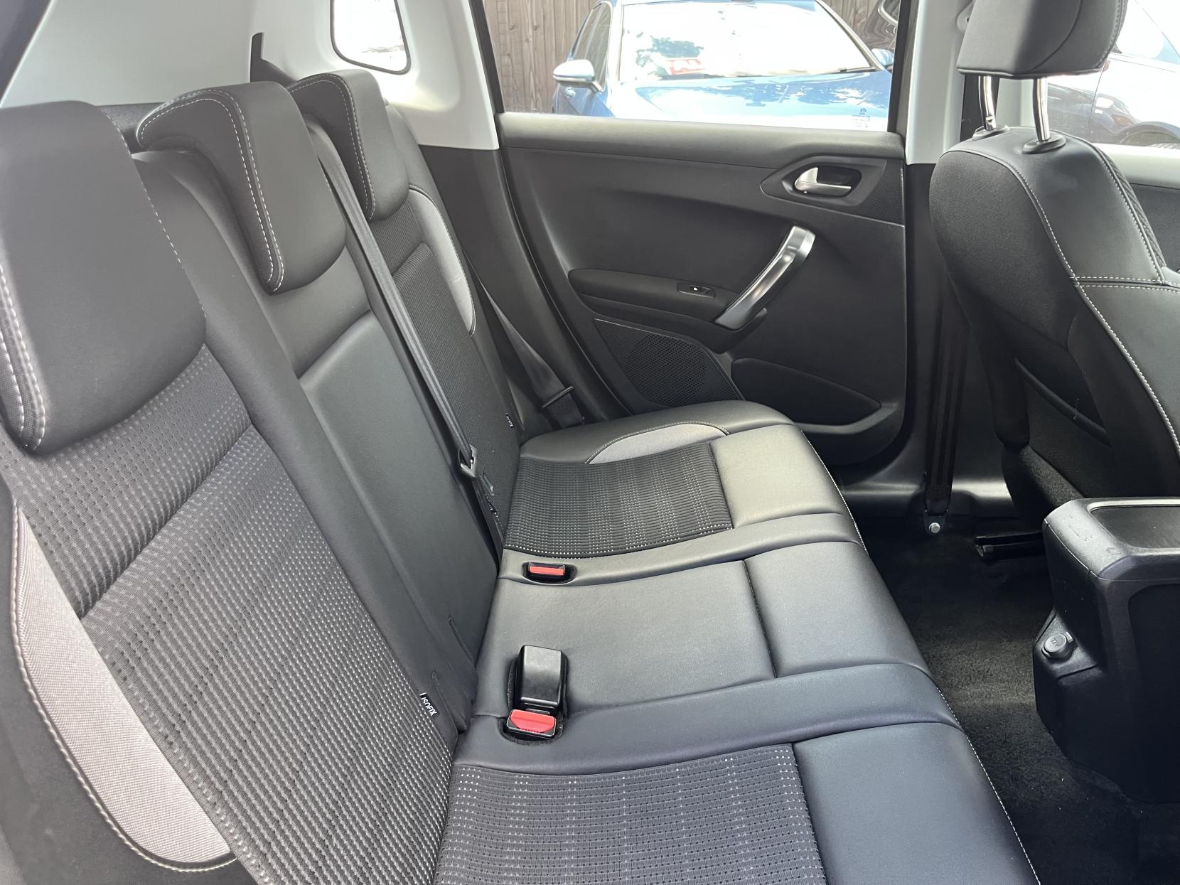2016 00 PEUGEOT 2008