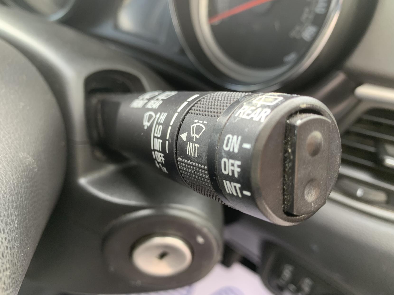 Vauxhall Zafira Tourer 1.4i Turbo Design MPV 5dr Petrol Manual Euro 6 (140 ps)