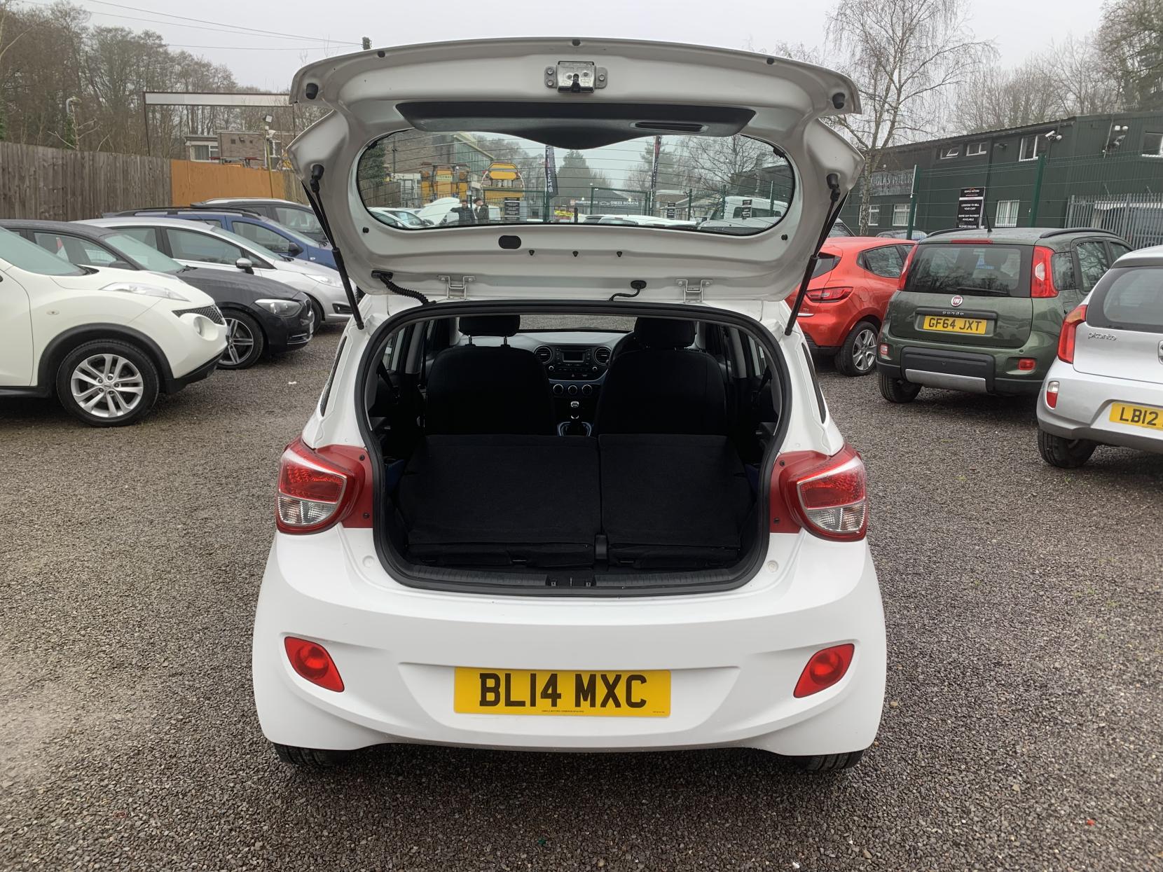 Hyundai i10 1.0 SE Hatchback 5dr Petrol Manual Euro 5 (66 ps)