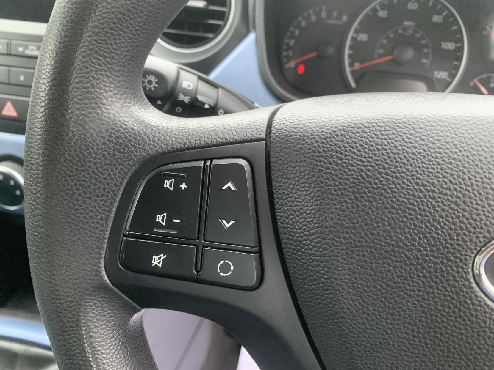 Hyundai i10 1.0 SE Hatchback 5dr Petrol Manual Euro 5 (66 ps)