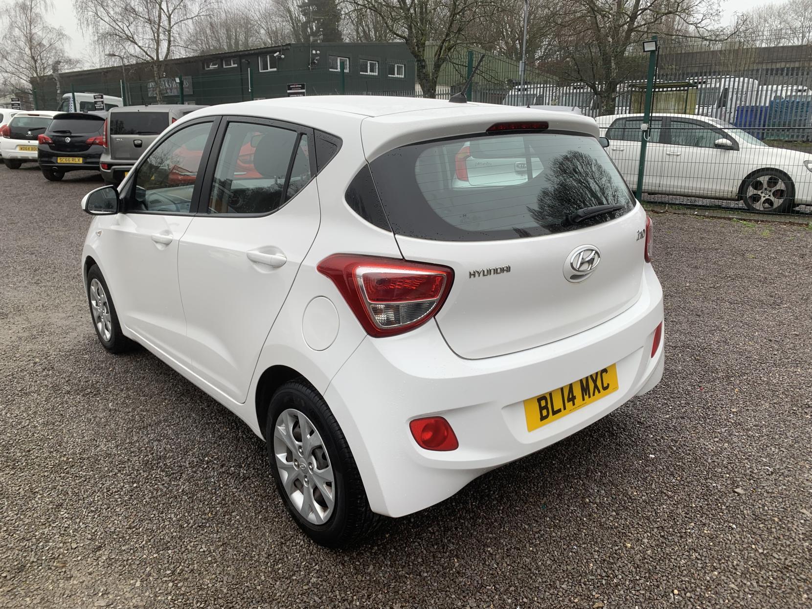 Hyundai i10 1.0 SE Hatchback 5dr Petrol Manual Euro 5 (66 ps)