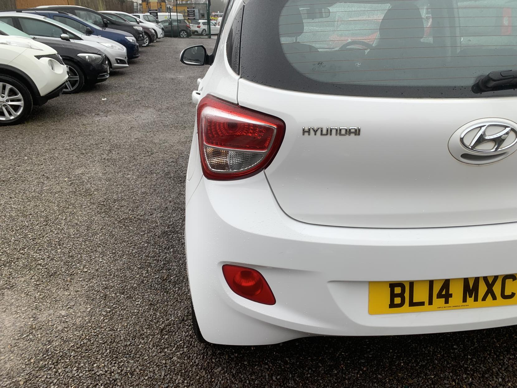 Hyundai i10 1.0 SE Hatchback 5dr Petrol Manual Euro 5 (66 ps)