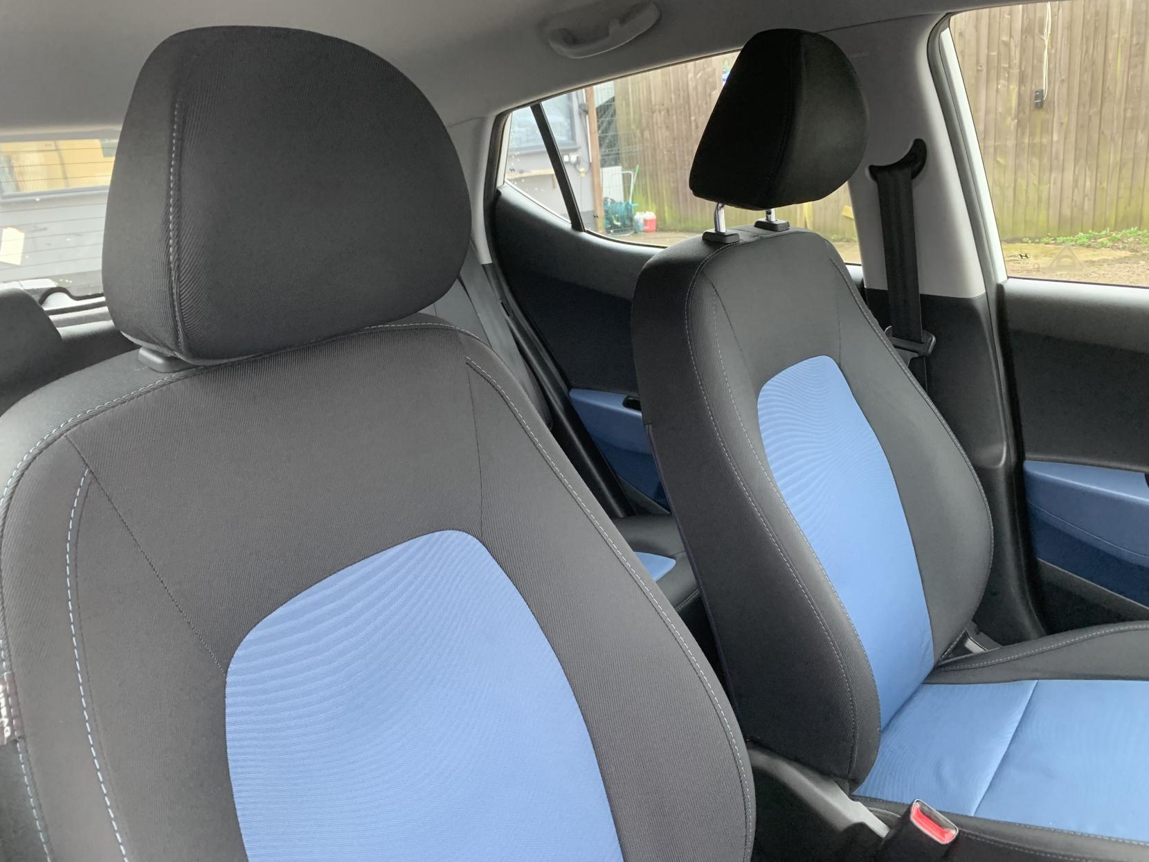 Hyundai i10 1.0 SE Hatchback 5dr Petrol Manual Euro 5 (66 ps)