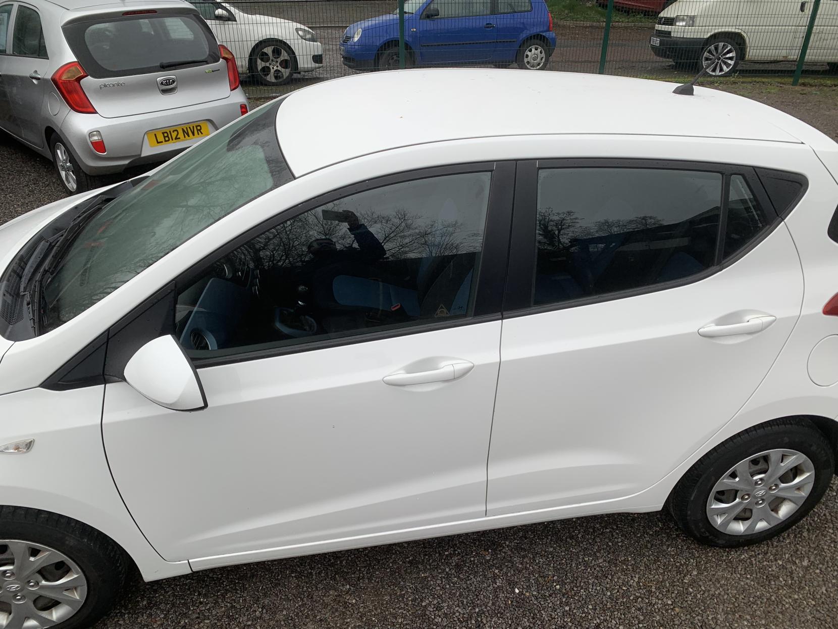 Hyundai i10 1.0 SE Hatchback 5dr Petrol Manual Euro 5 (66 ps)