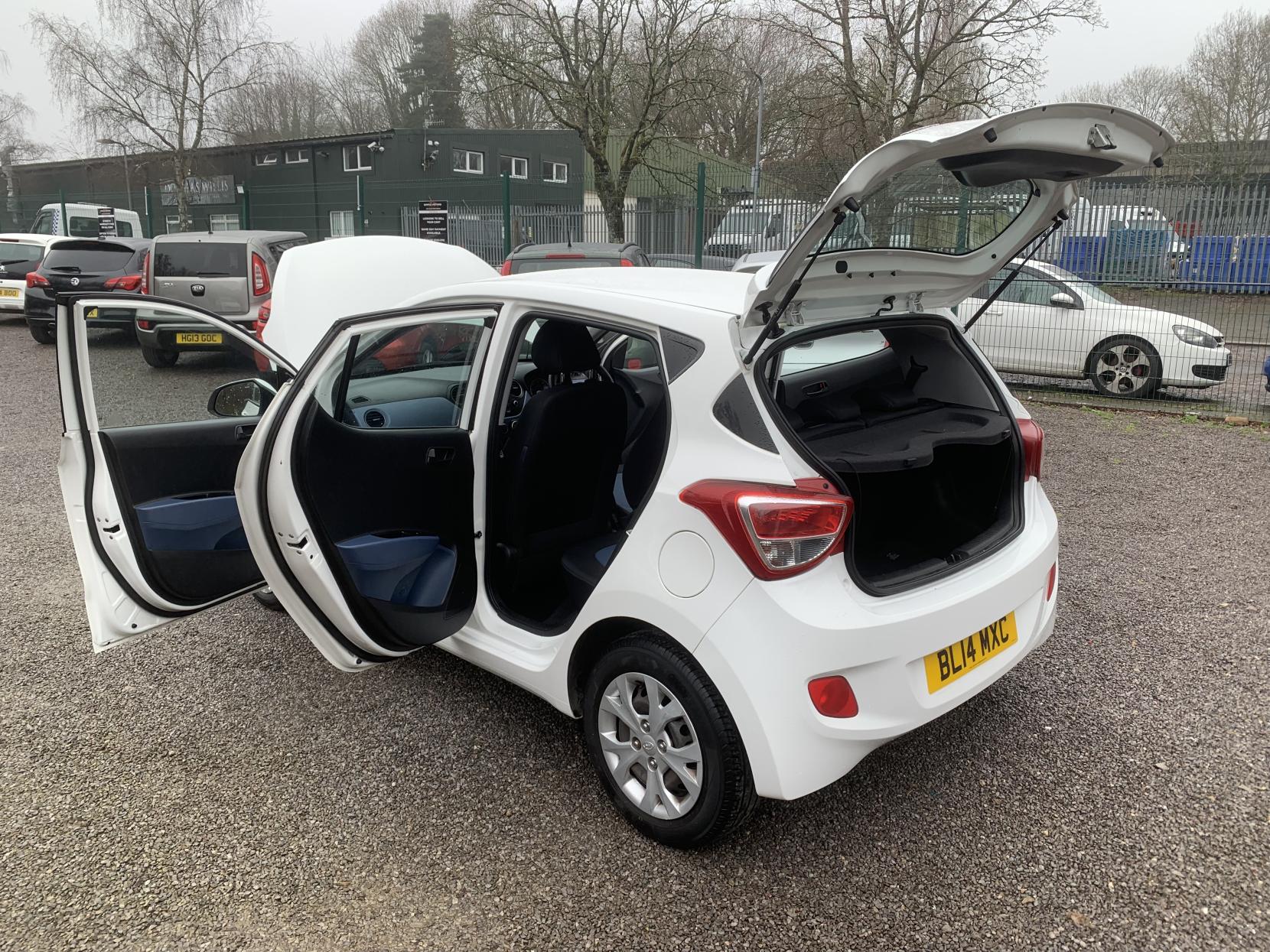 Hyundai i10 1.0 SE Hatchback 5dr Petrol Manual Euro 5 (66 ps)