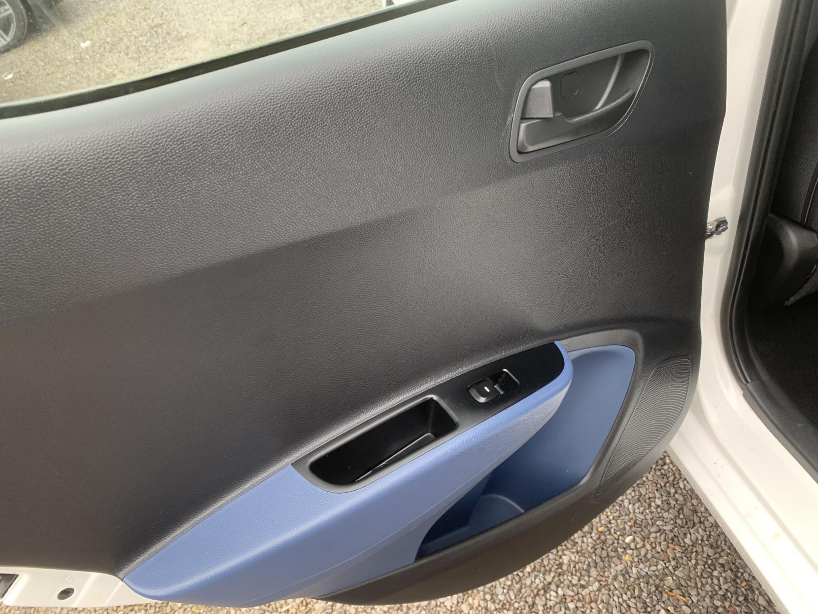 Hyundai i10 1.0 SE Hatchback 5dr Petrol Manual Euro 5 (66 ps)