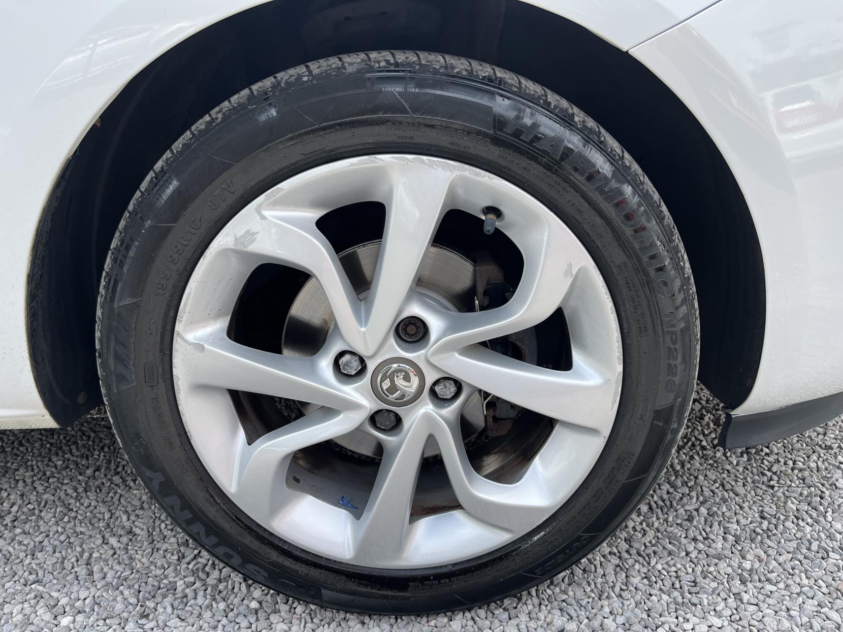 2015 00 VAUXHALL CORSA