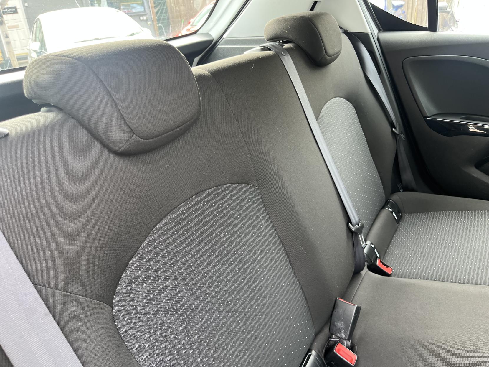 2015 00 VAUXHALL CORSA