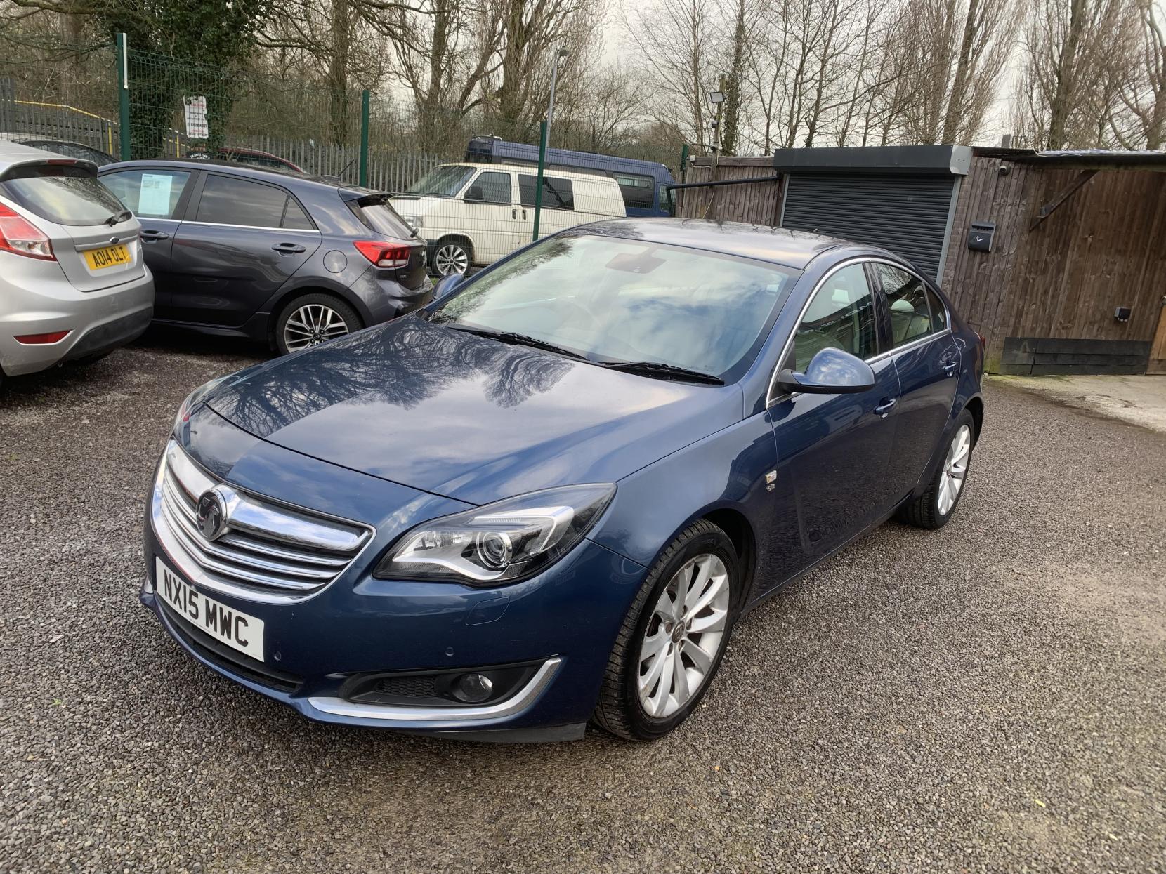 Vauxhall Insignia 2.0 CDTi Elite Nav Hatchback 5dr Diesel Auto Euro 5 (163 ps)
