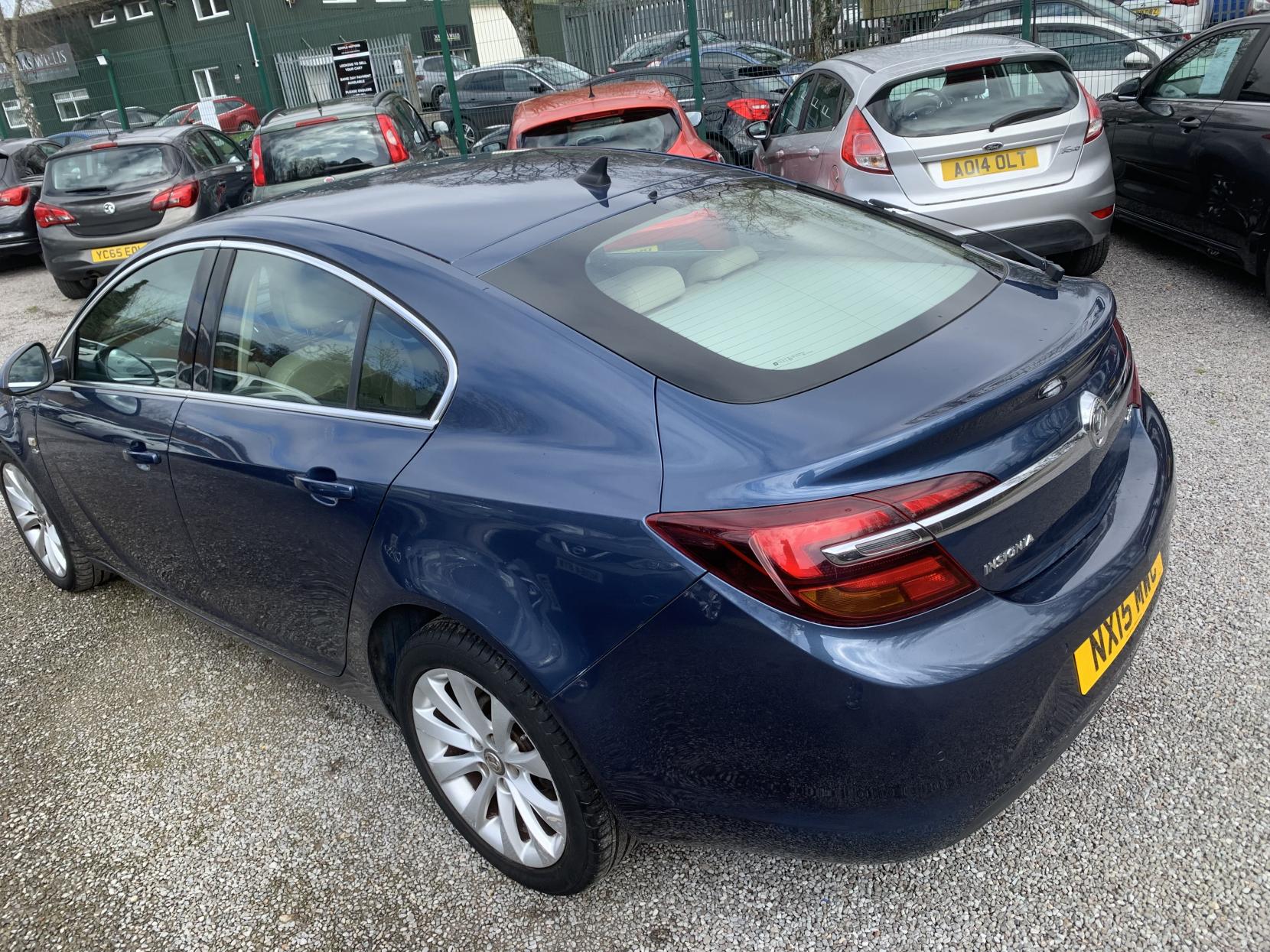 Vauxhall Insignia 2.0 CDTi Elite Nav Hatchback 5dr Diesel Auto Euro 5 (163 ps)