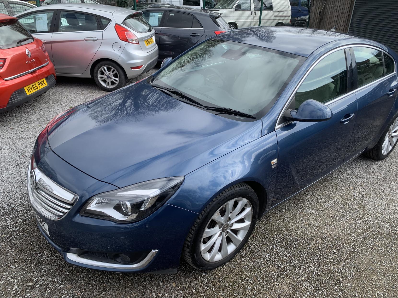 Vauxhall Insignia 2.0 CDTi Elite Nav Hatchback 5dr Diesel Auto Euro 5 (163 ps)
