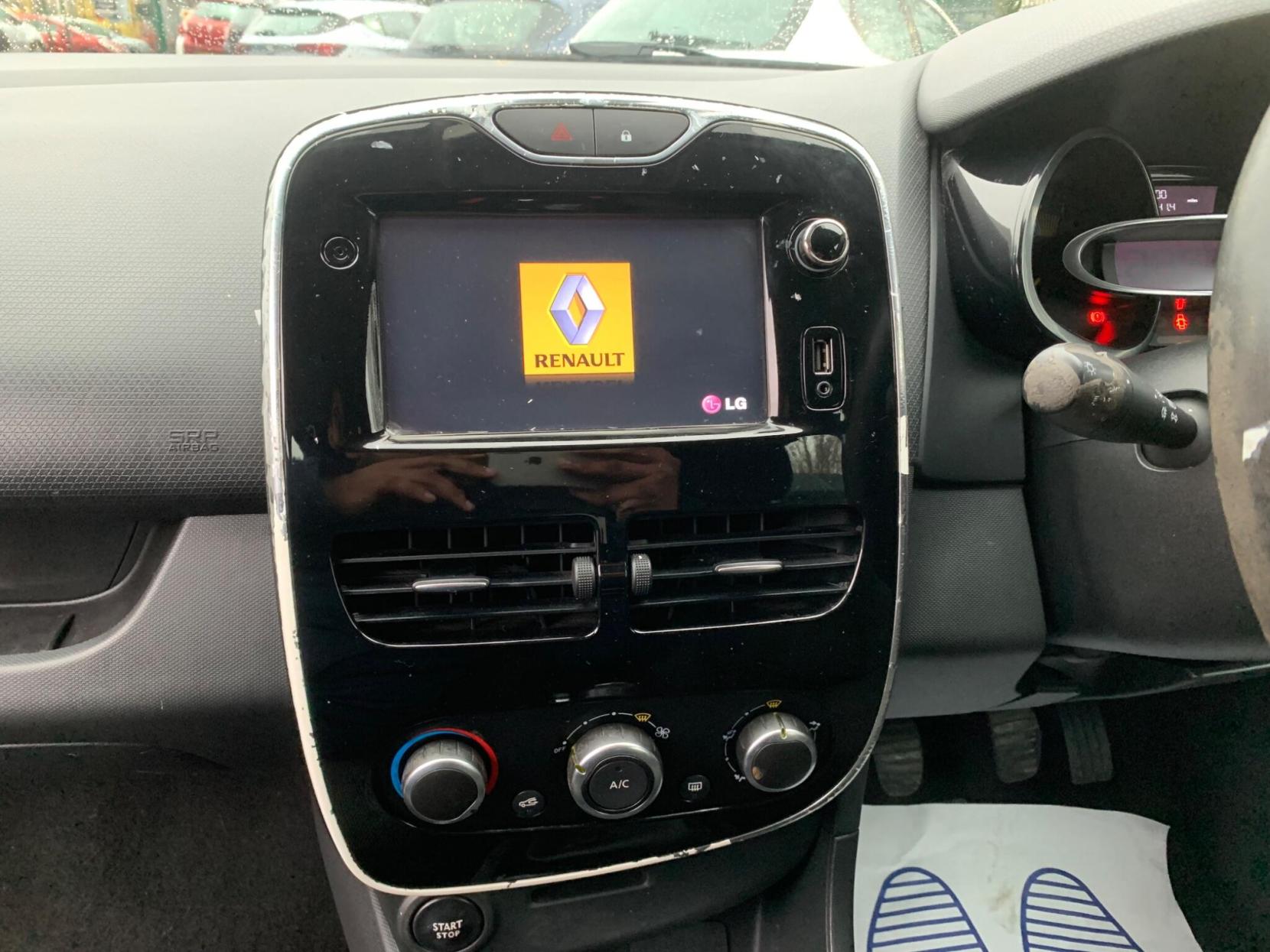 Renault Clio 0.9 TCe Dynamique Nav Euro 6 (s/s) 5dr