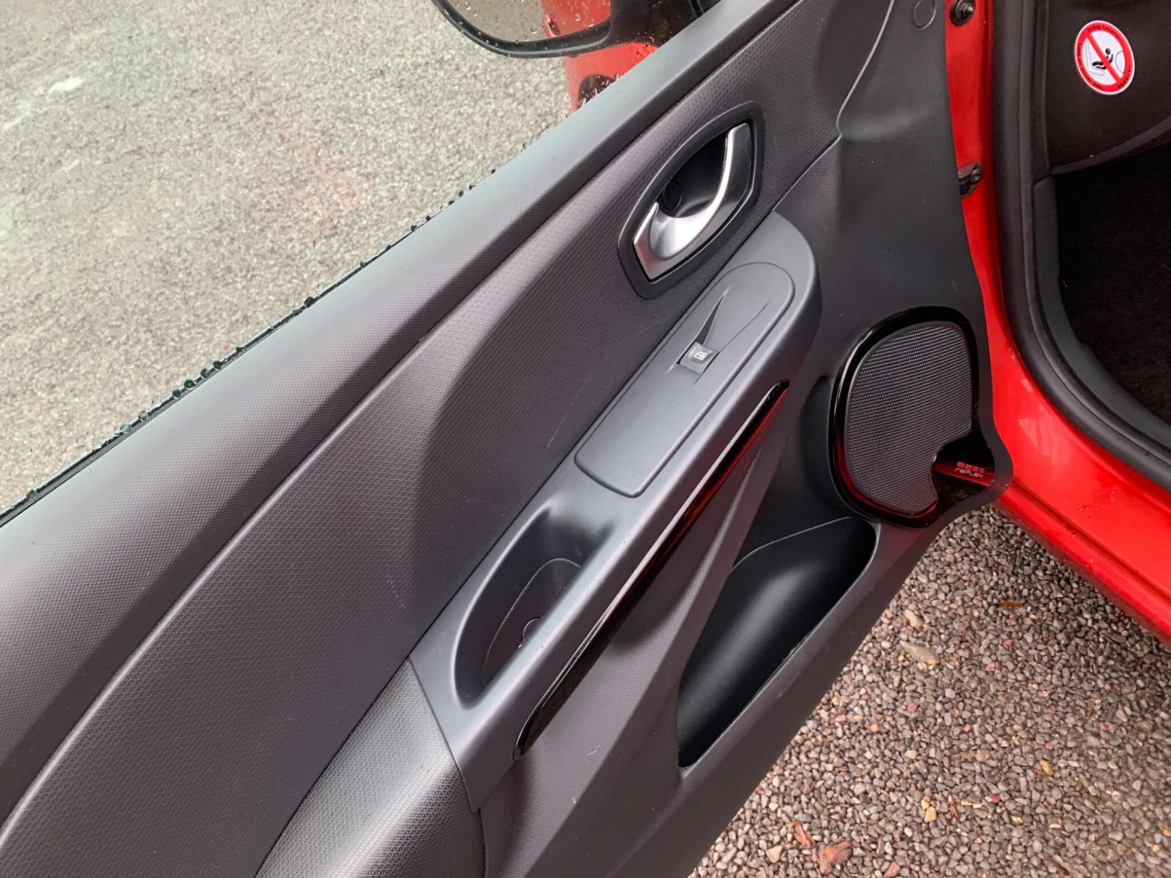 Renault Clio 0.9 TCe Dynamique Nav Euro 6 (s/s) 5dr