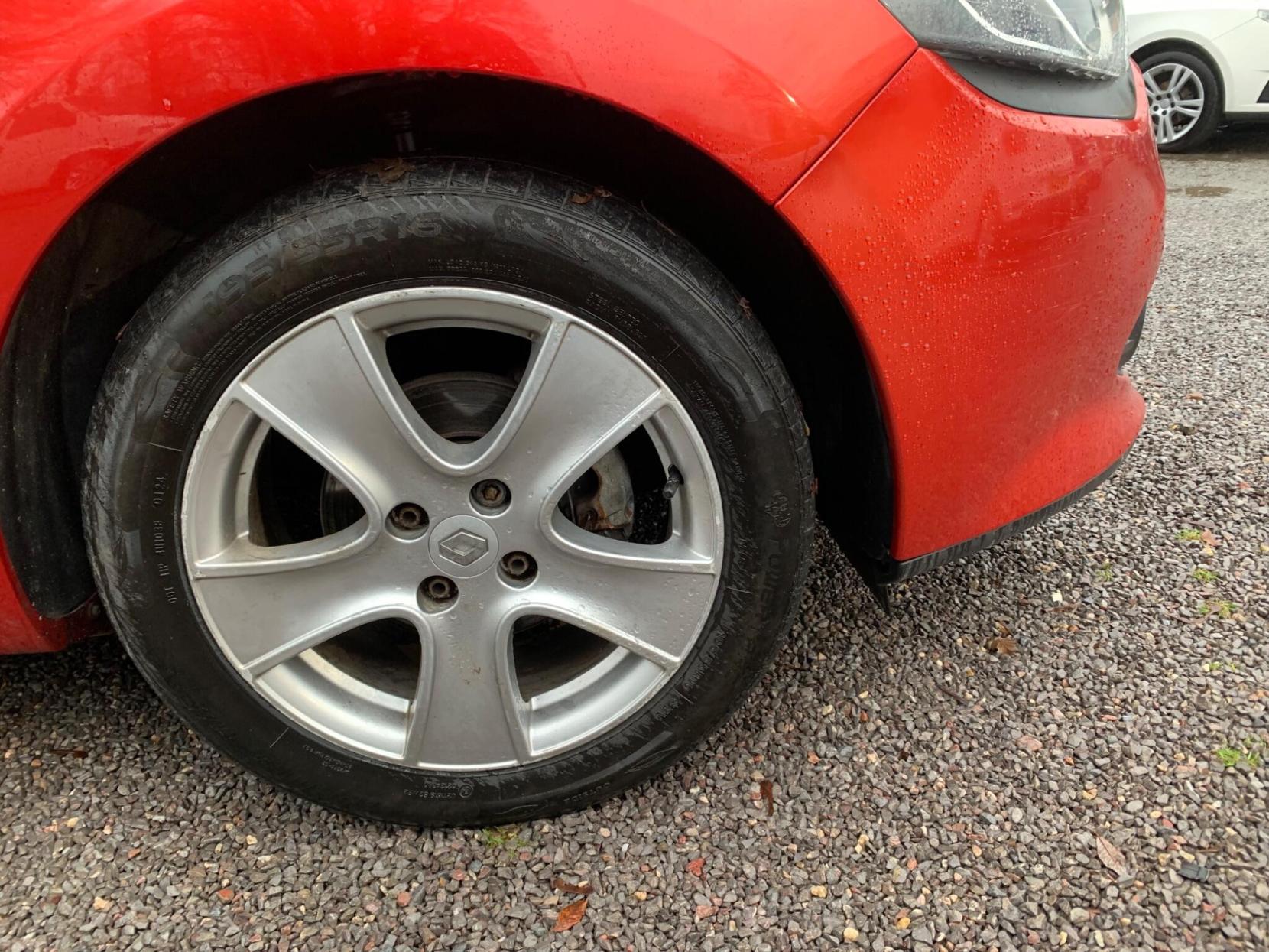 Renault Clio 0.9 TCe Dynamique Nav Euro 6 (s/s) 5dr