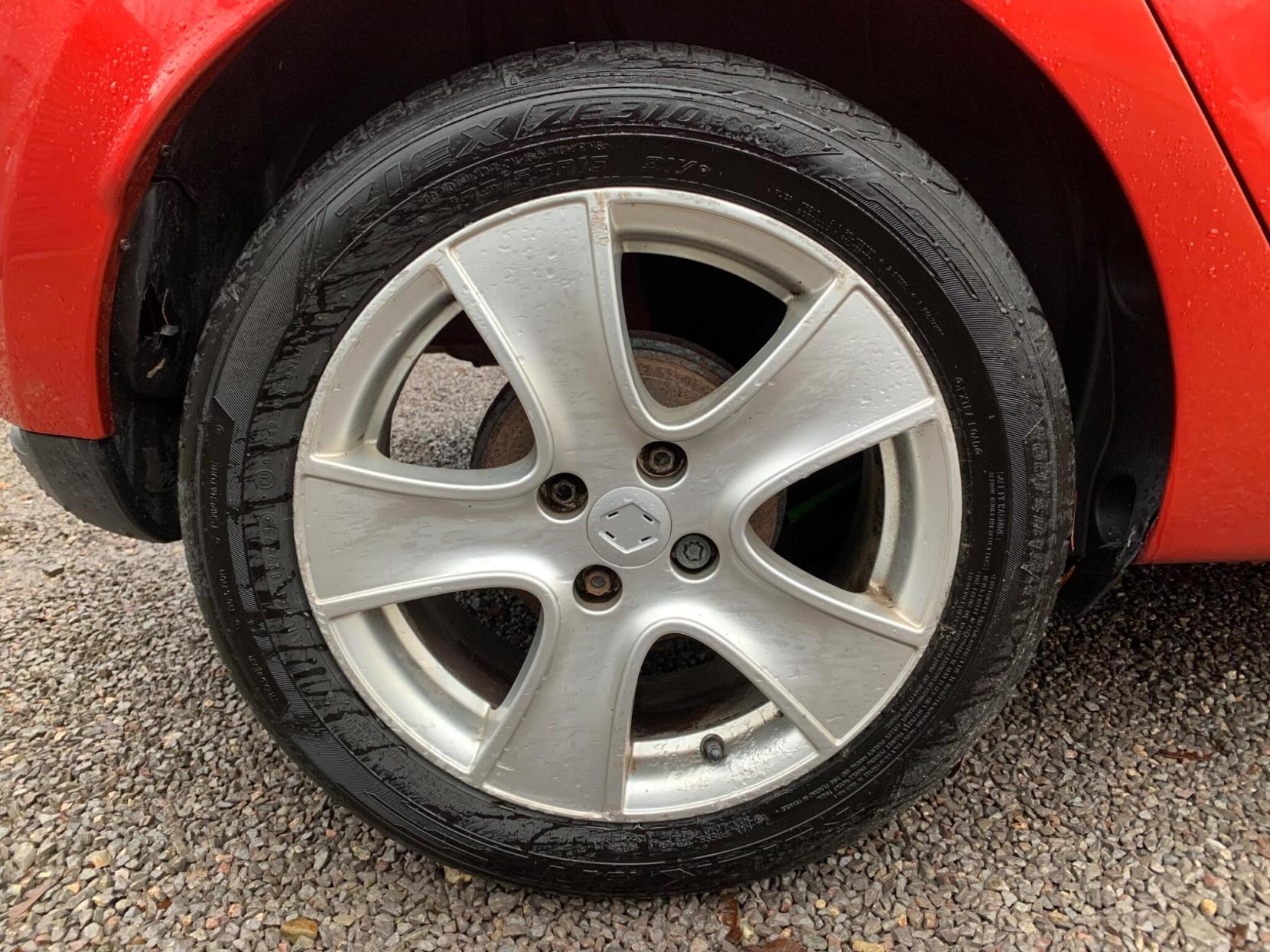 Renault Clio 0.9 TCe Dynamique Nav Euro 6 (s/s) 5dr